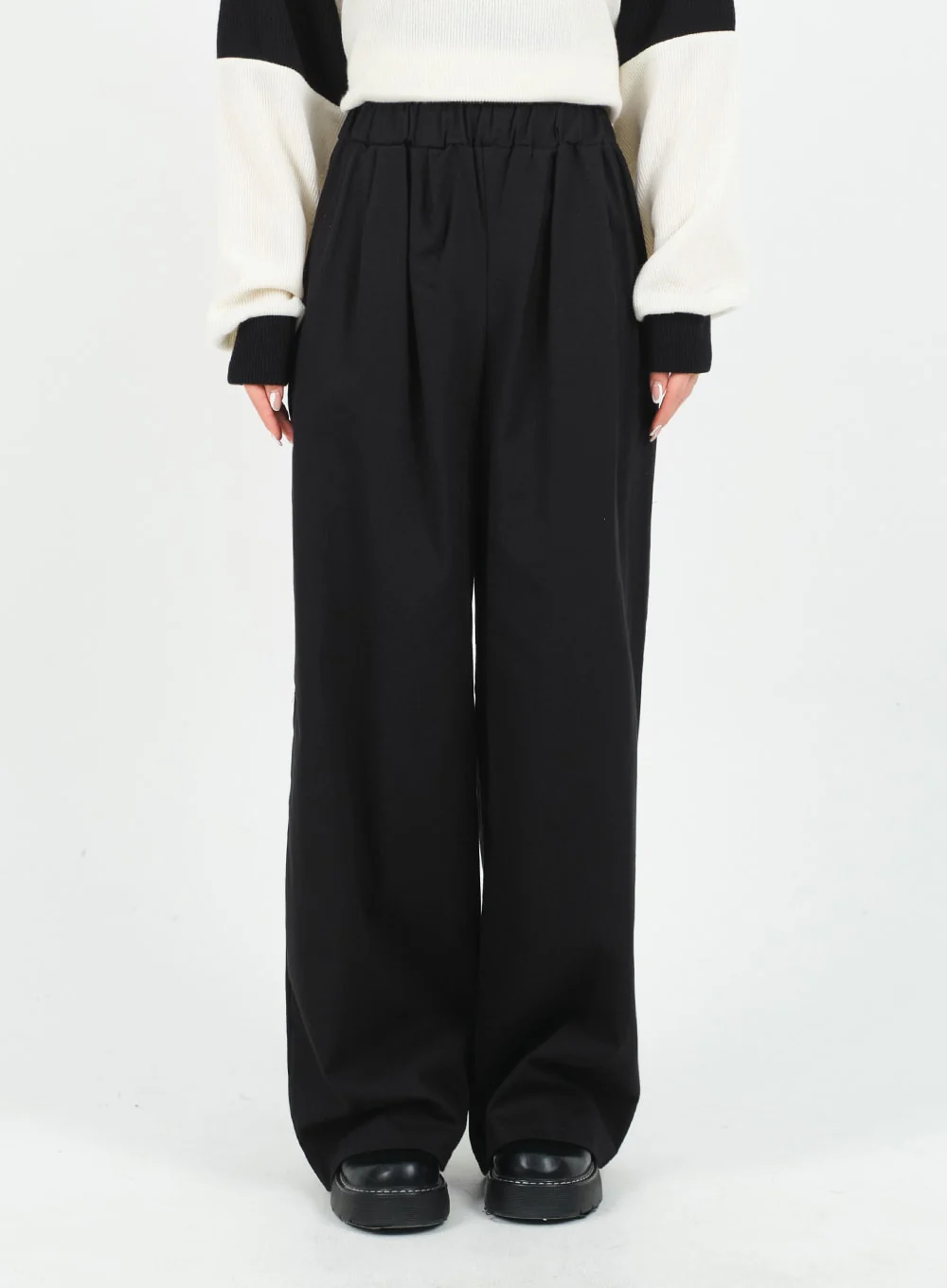 Mid-rise Wide Banded Cotton Pants CA08 - Image 2