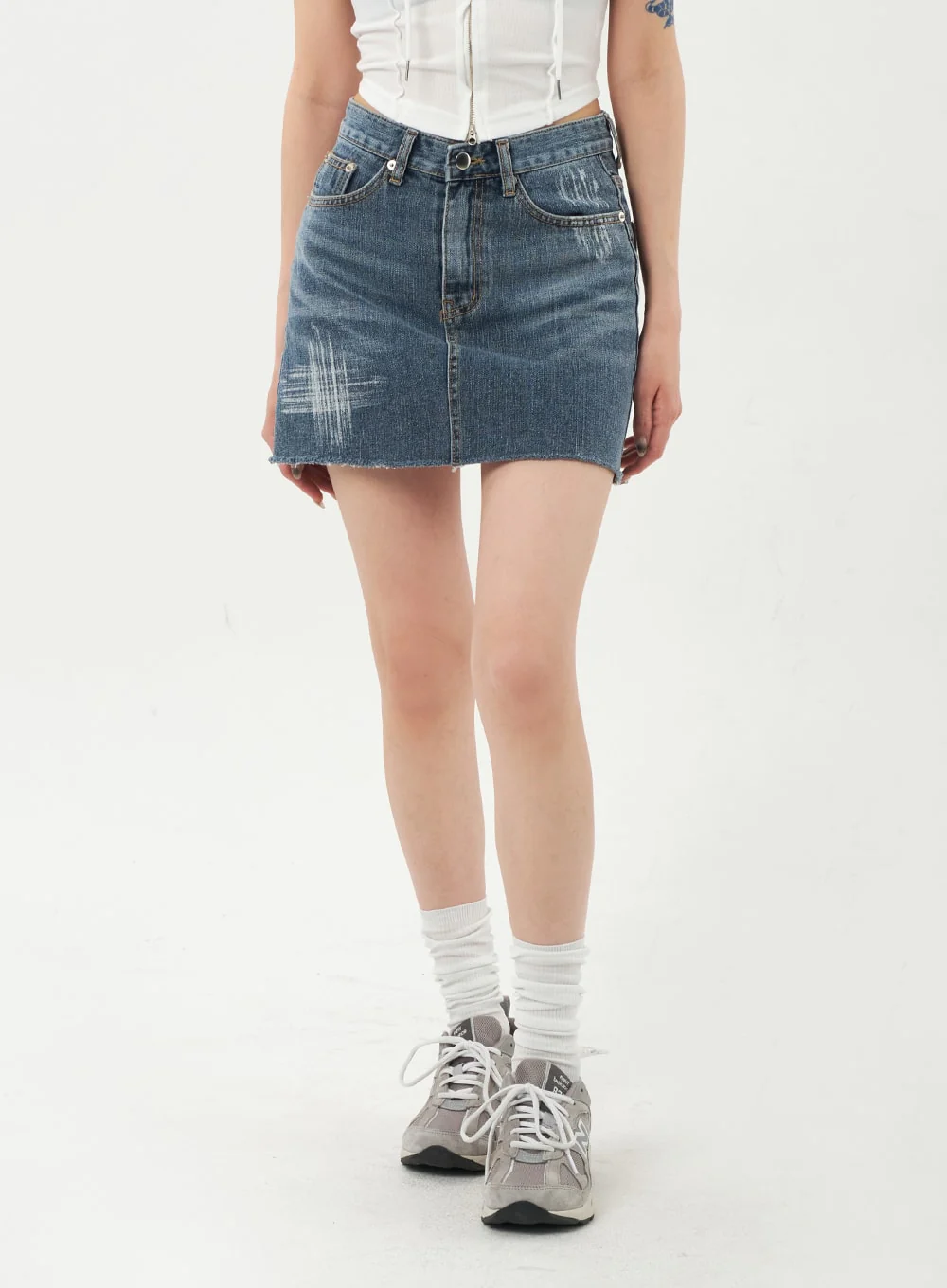 Mid-Wash Denim Mini Skirt CA328 - Image 4