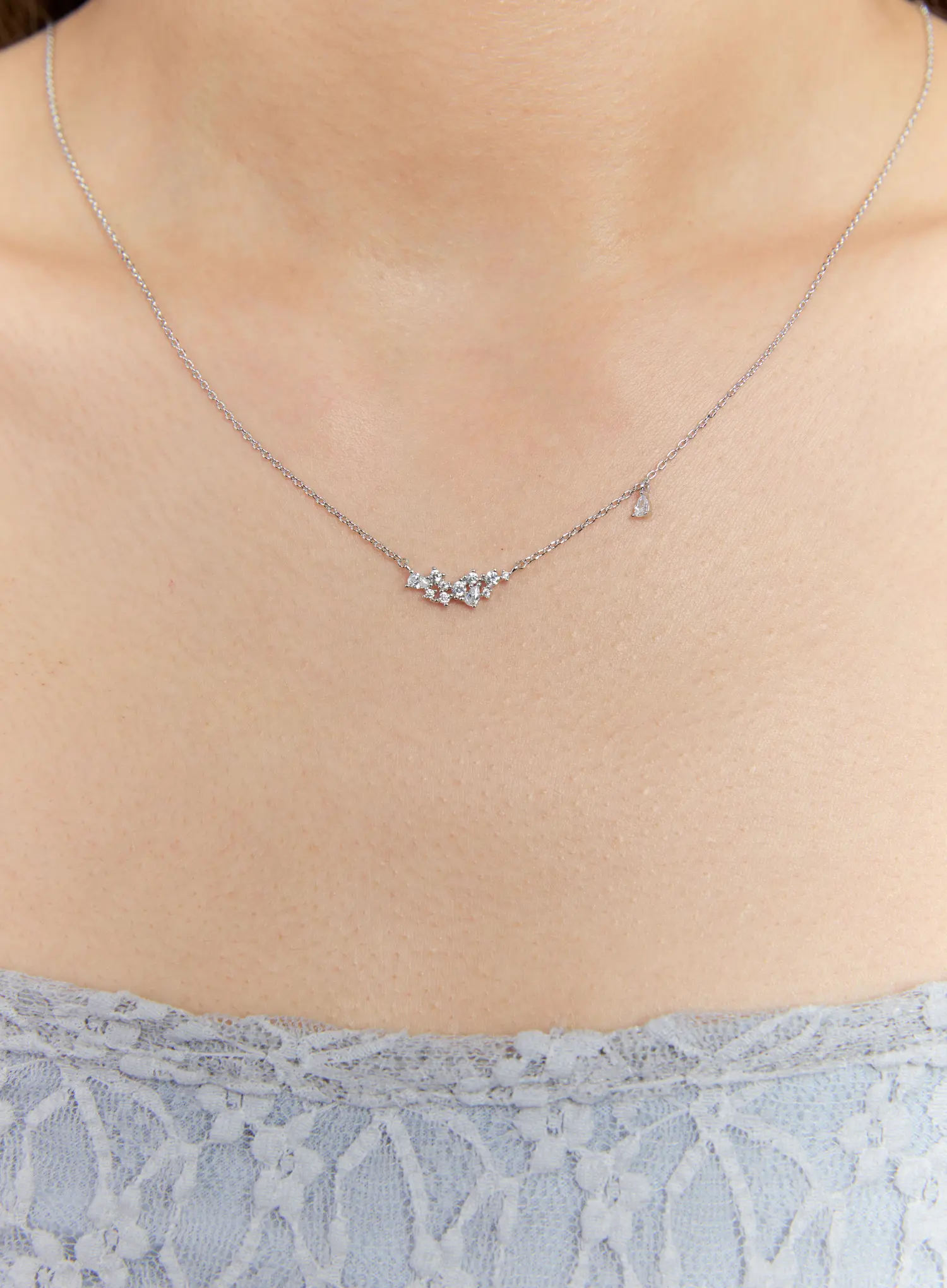 Mini Cluster Shine Necklace IS517 - Image 2
