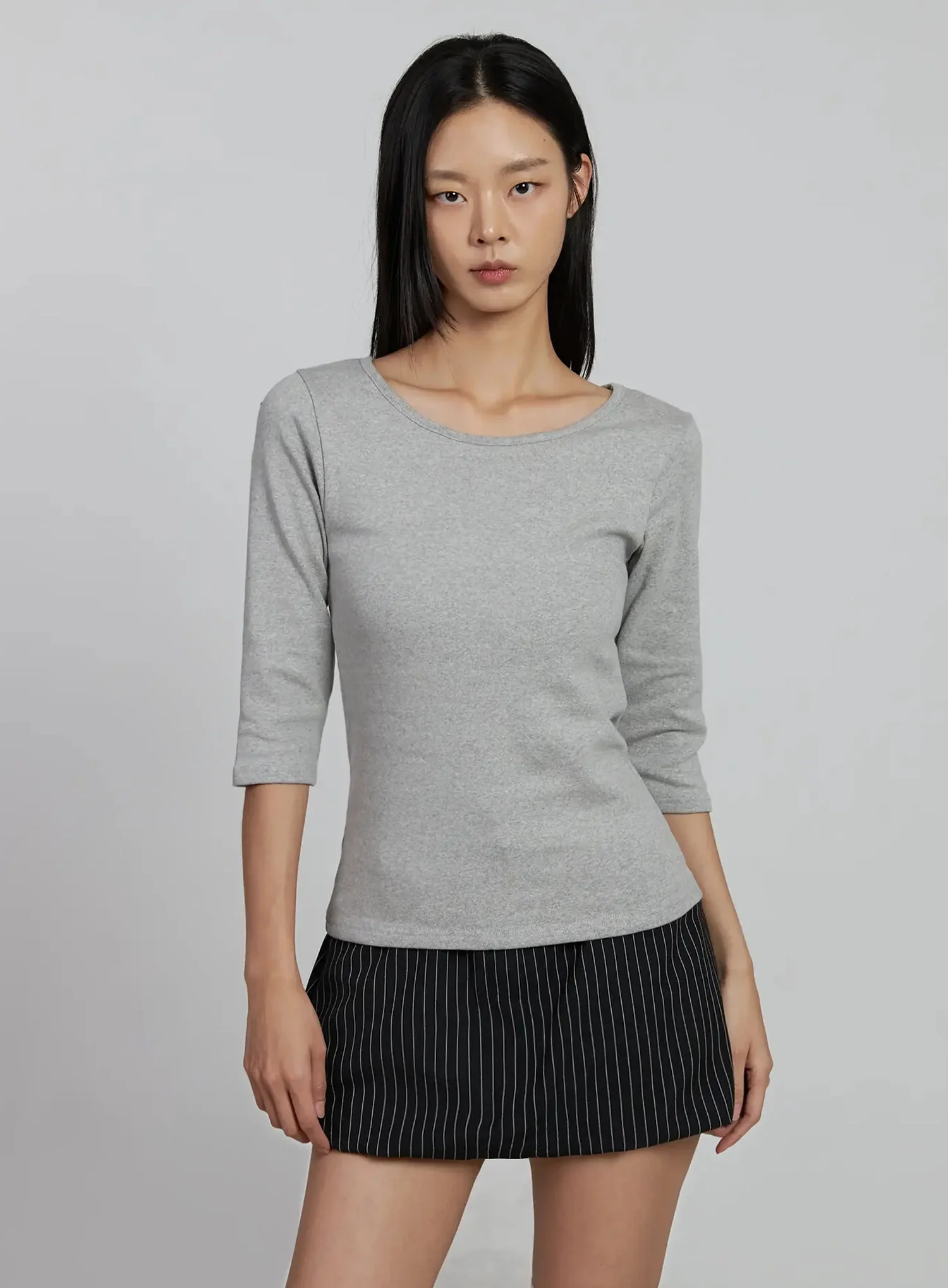 Minimalist Three-Quarter Sleeve Top IM520 - Image 2