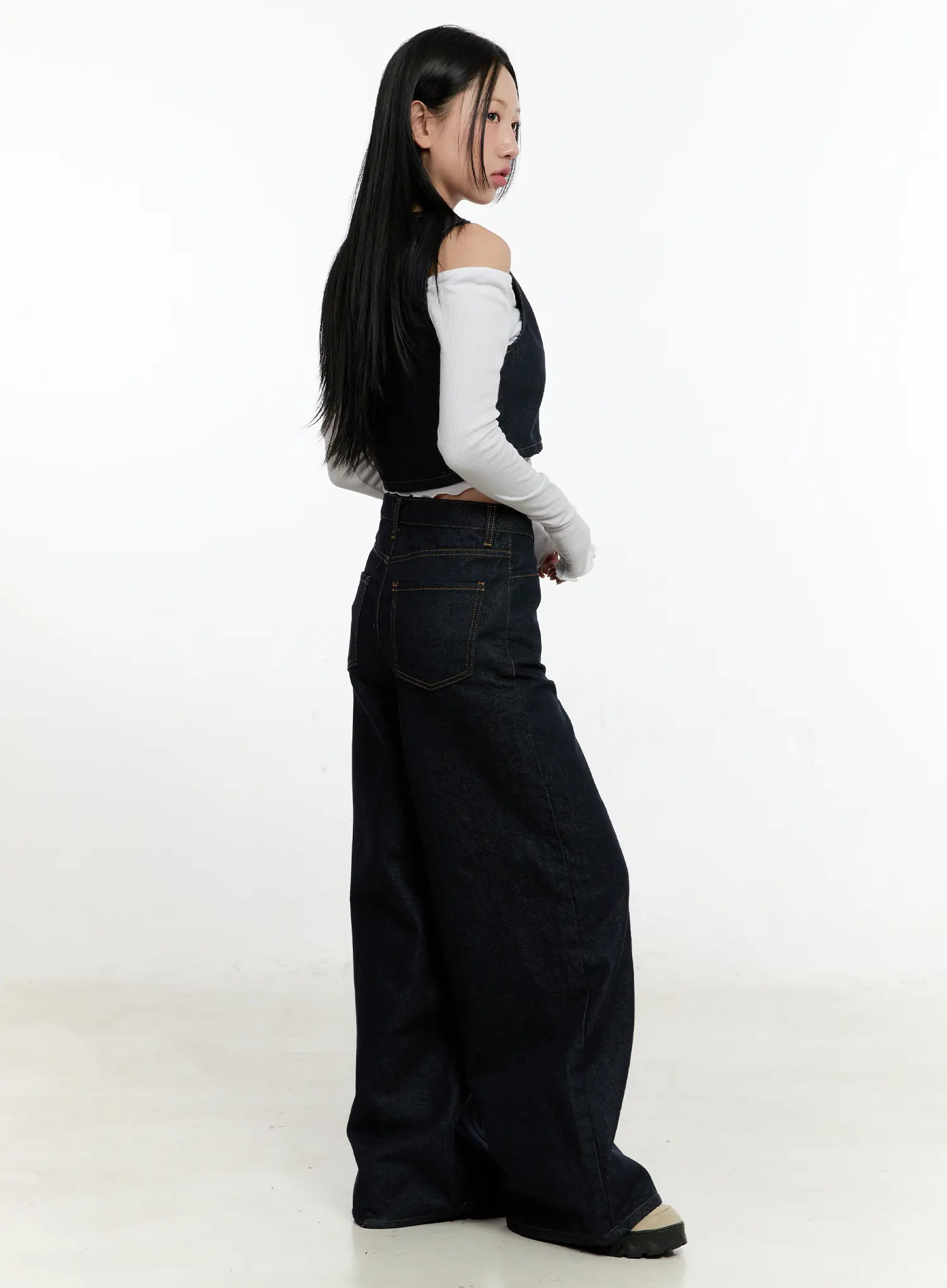Nala Wide-Leg Bootcut Jeans CN506 - Image 3