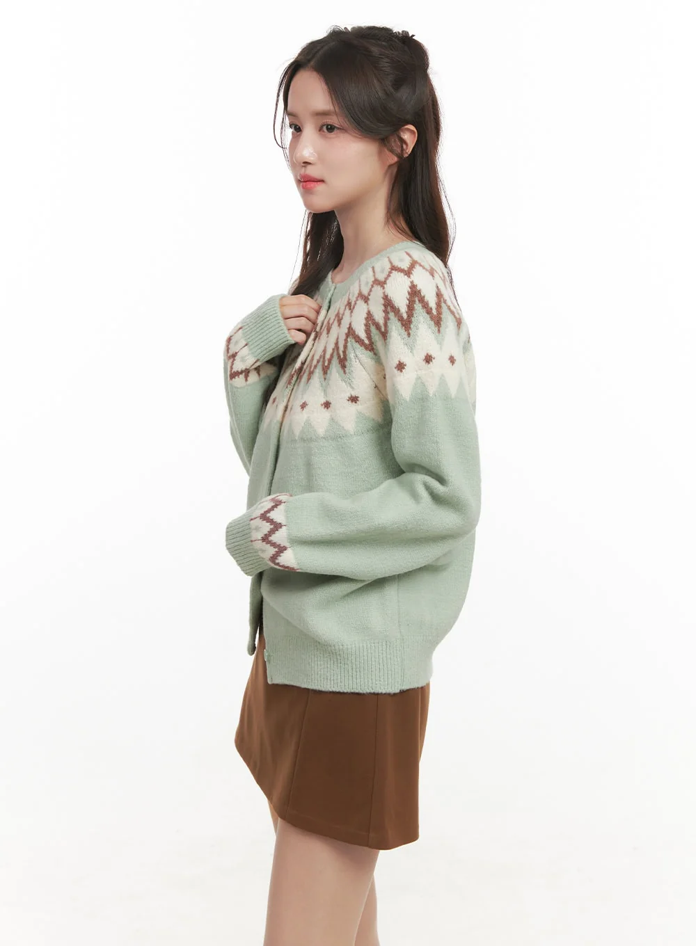 Nordic Print Buttoned Cardigan CJ515 - Image 5