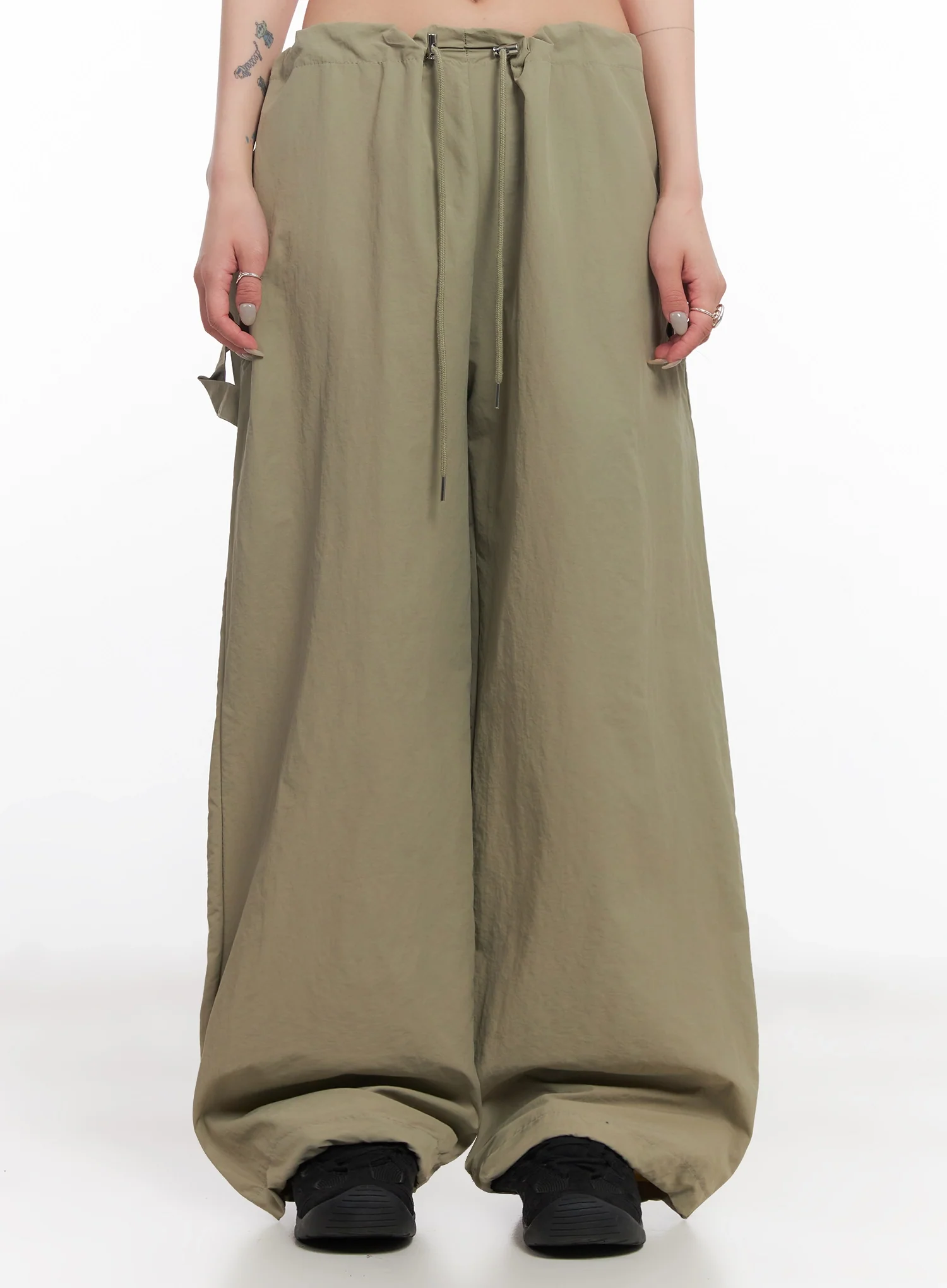 Nylon Cargo Relaxed-Fit Pants IC503 - Image 4