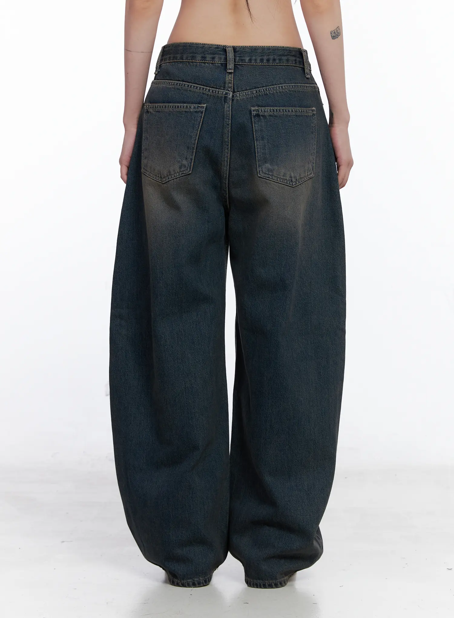 Ocean Faded Balloon Fit Jeans CS510 - Image 5
