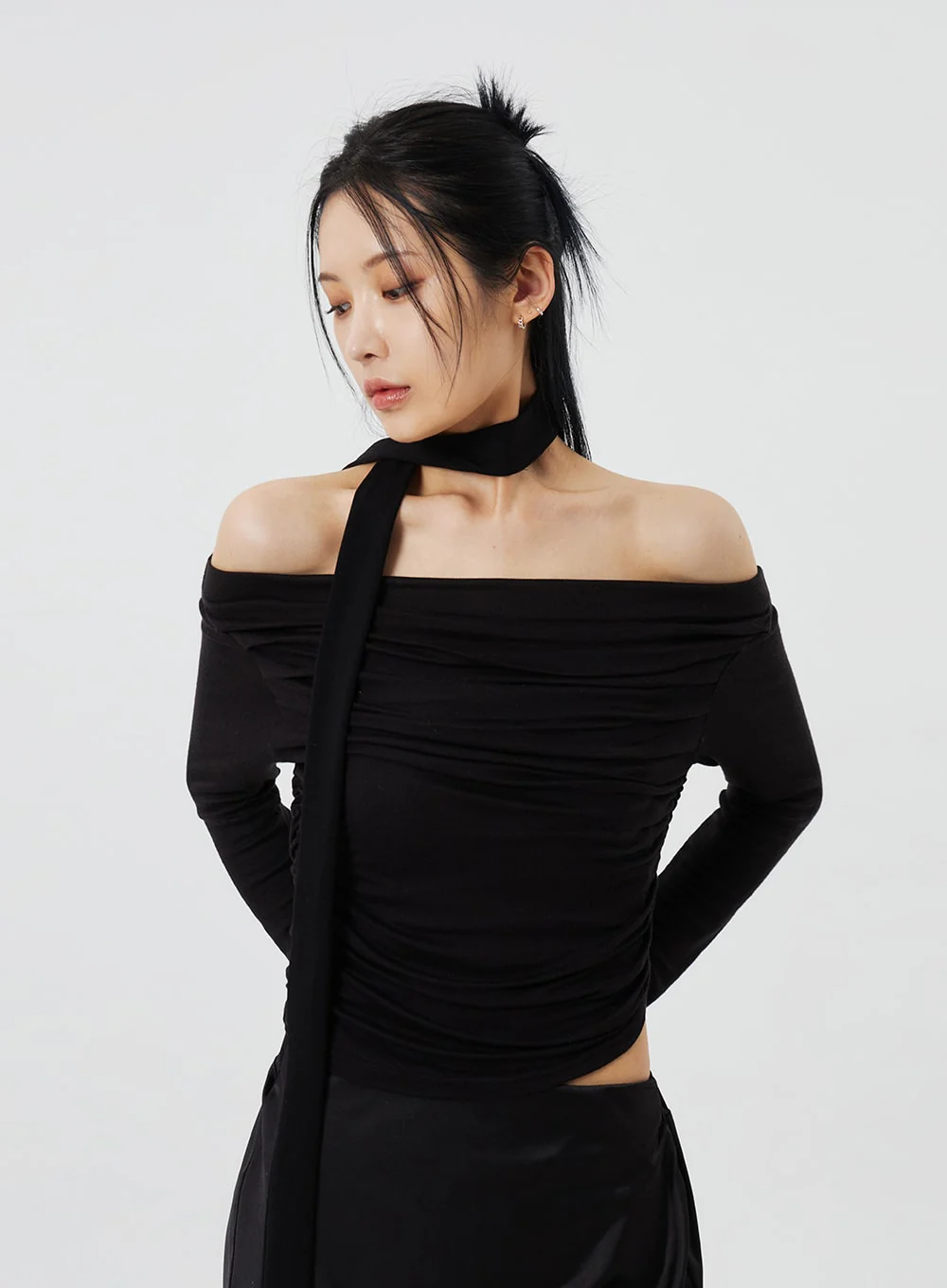 Off-Shoulder Cropped Top CF322 - Image 7