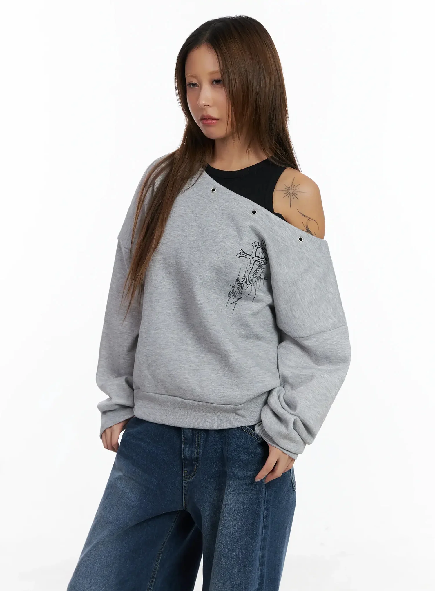 Off-Shoulder Eyelet Graphic Sweater IN528 - Image 10