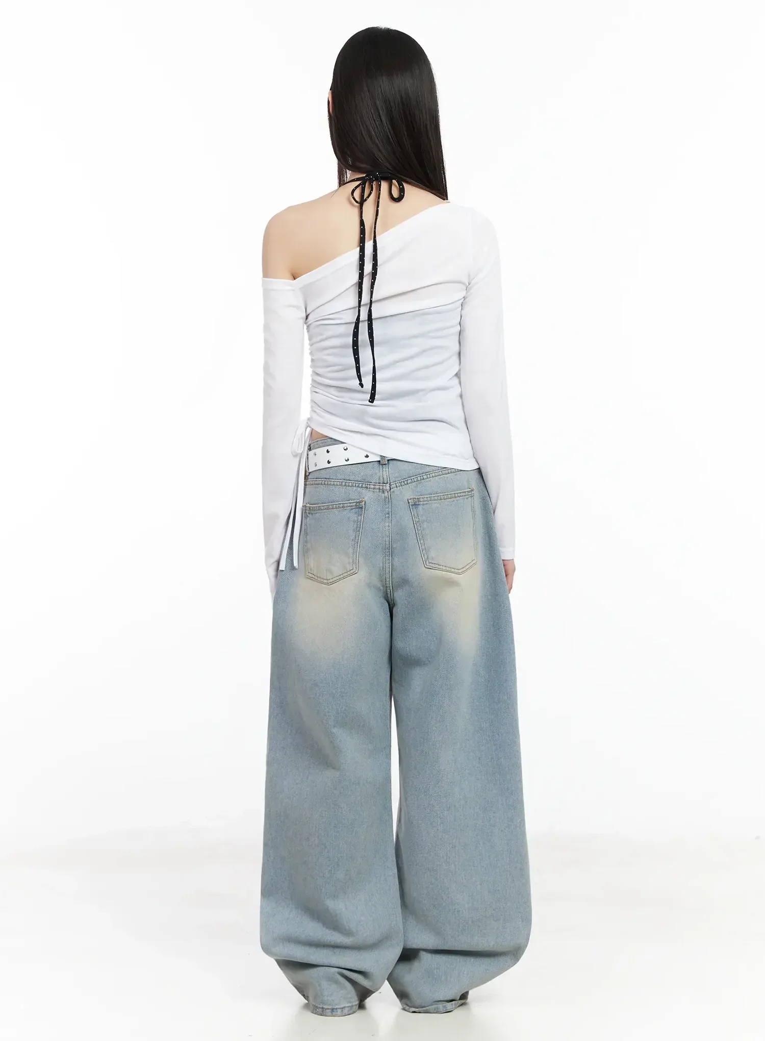 Off-Shoulder Graphic Crop Top IM523 - Image 13