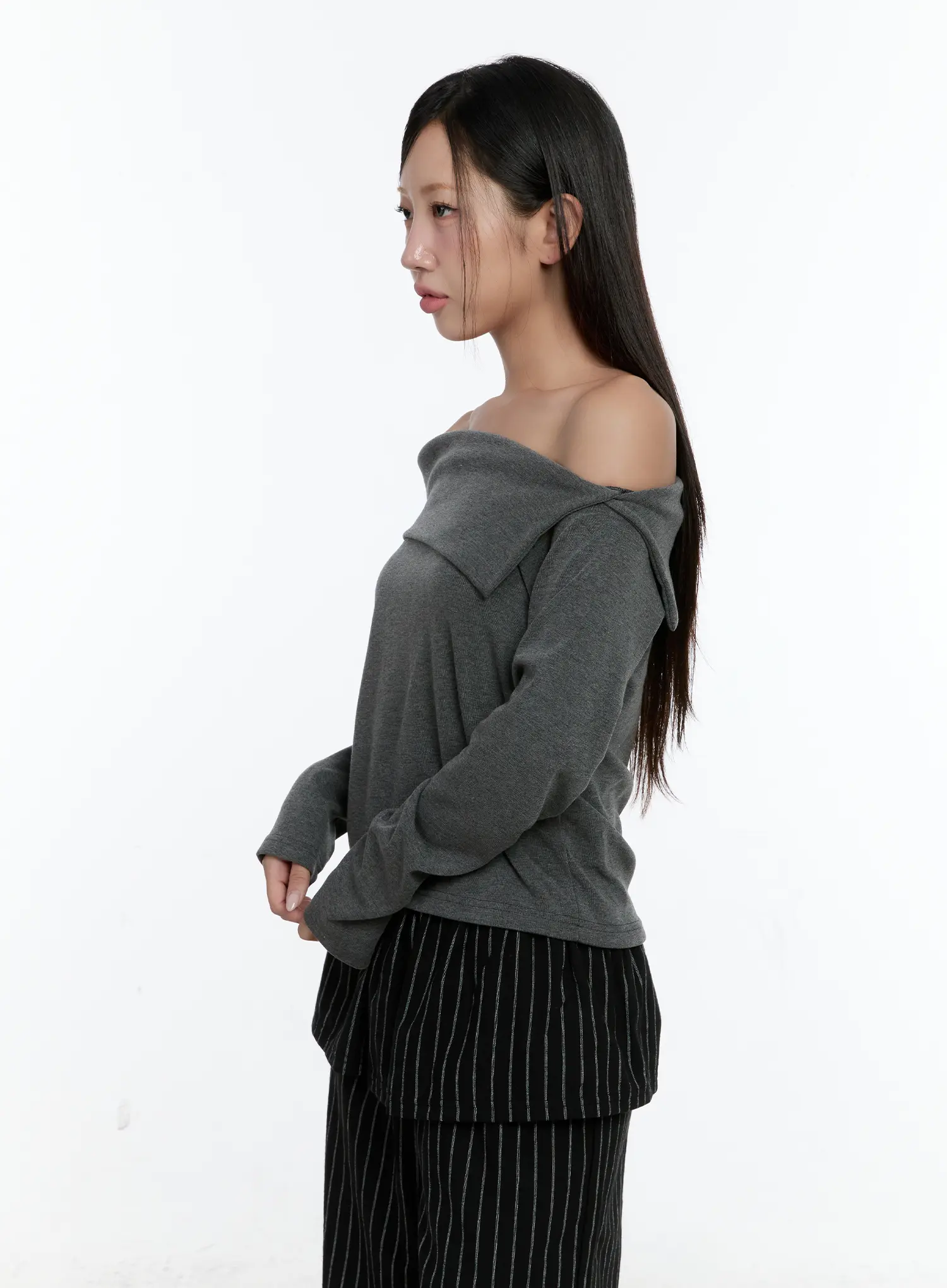 Off-Shoulder Long Sleeve CS517 - Image 6