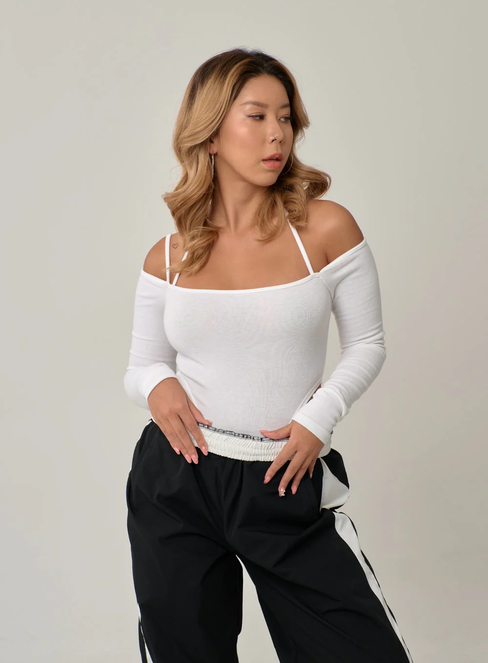 Off-Shoulder Thin Straps Bodysuit IN22
