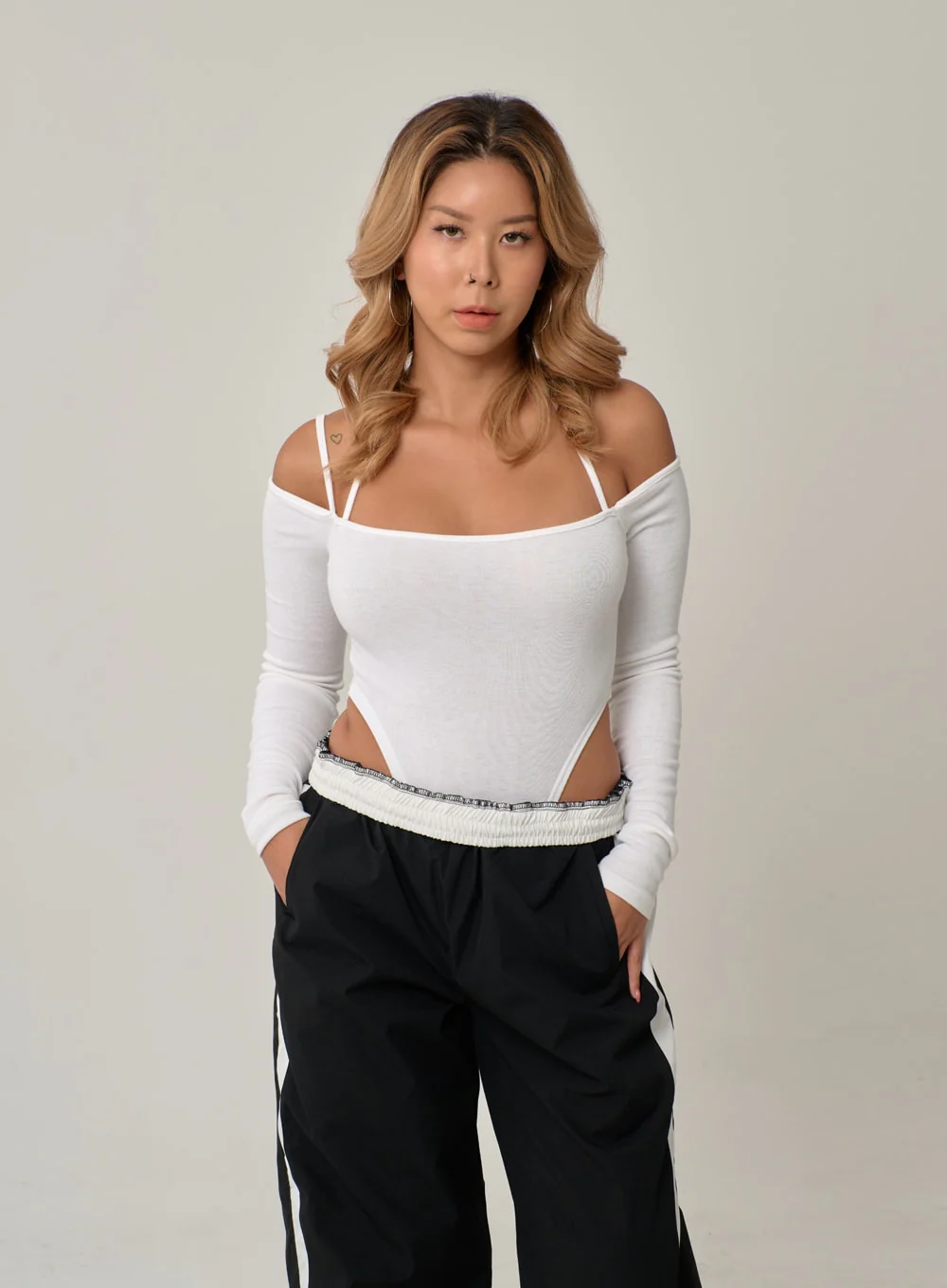 Off-Shoulder Thin Straps Bodysuit IN22 - Image 2