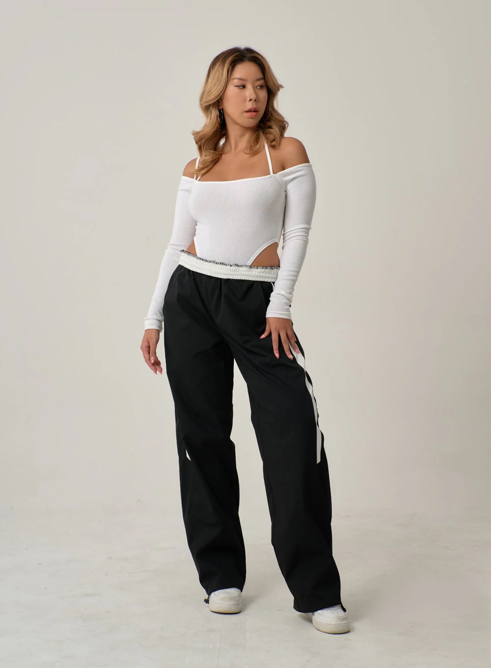 Off-Shoulder Thin Straps Bodysuit IN22 - Image 7