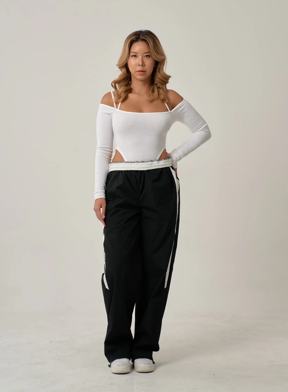 Off-Shoulder Thin Straps Bodysuit IN22 - Image 9