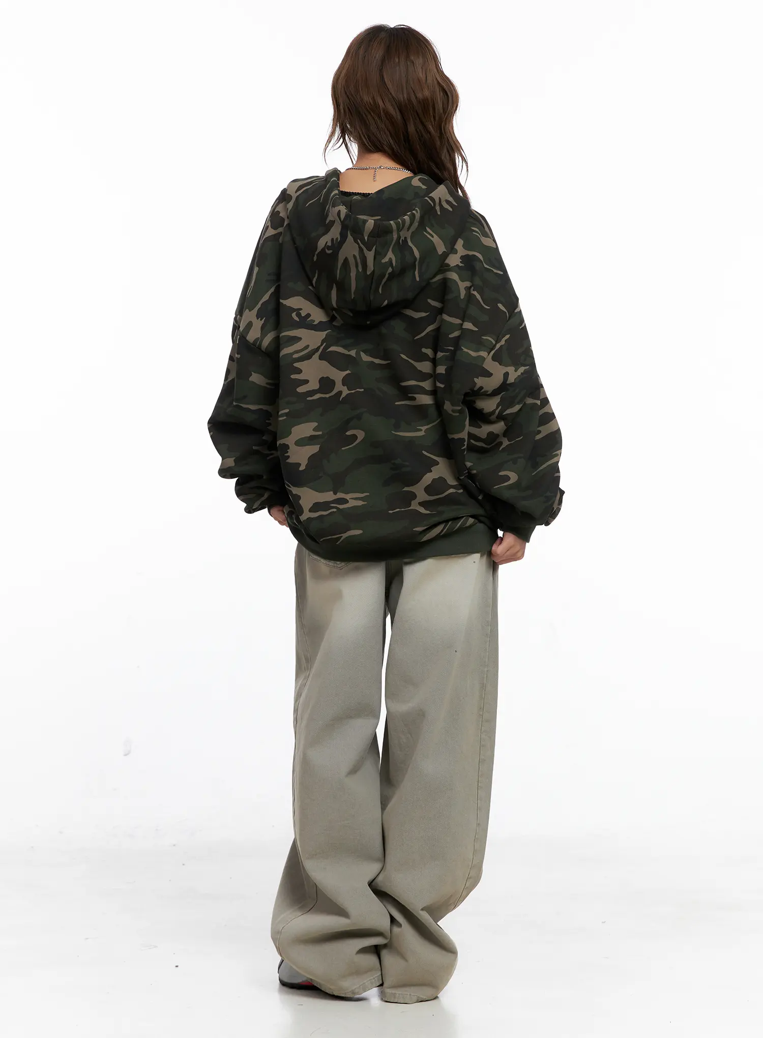 Oversized Camo Lettered Hoodie CS522 - Image 8