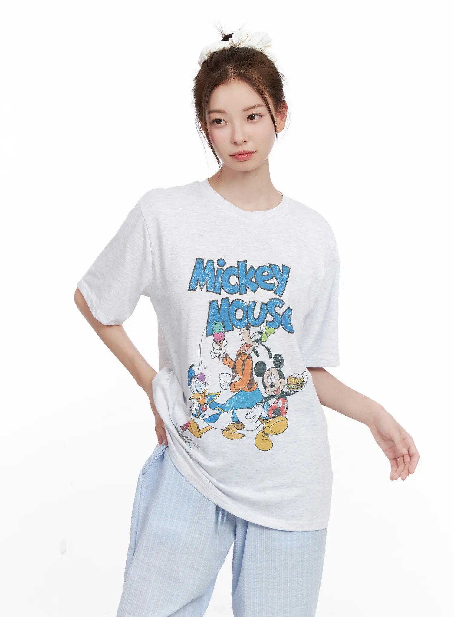 Oversized Cartoon Graphic Tee CL524 - Image 11