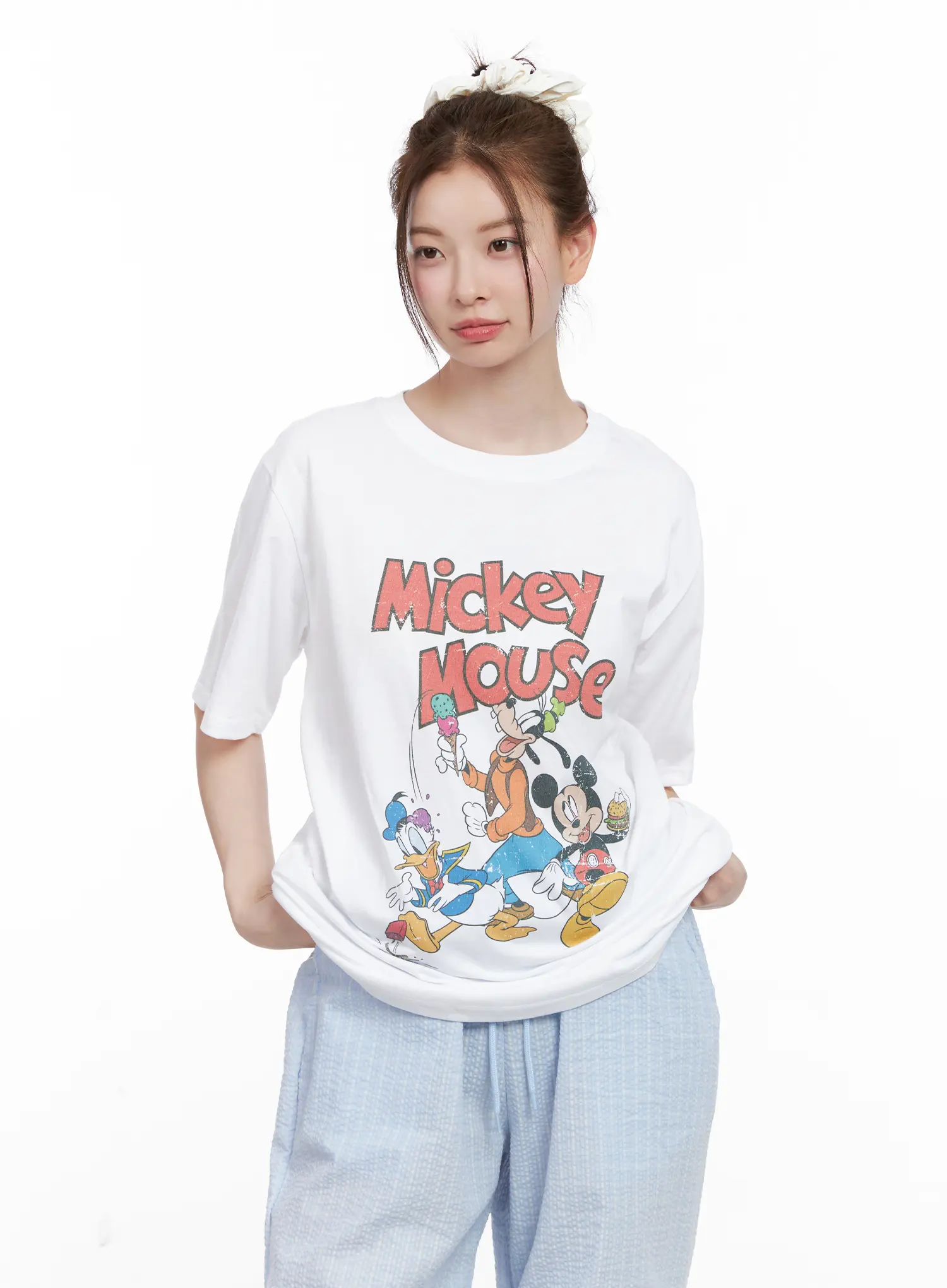 Oversized Cartoon Graphic Tee CL524 - Image 13