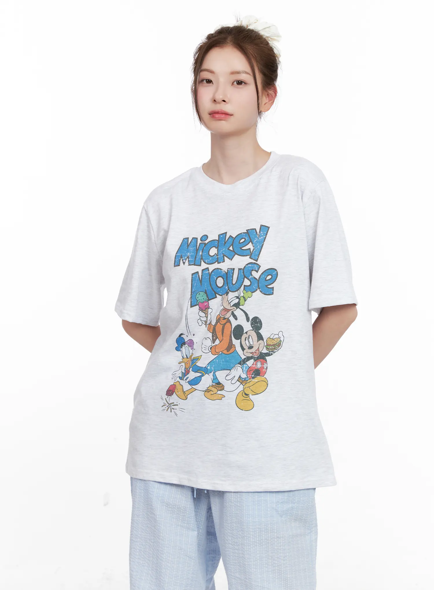 Oversized Cartoon Graphic Tee CL524 - Image 2