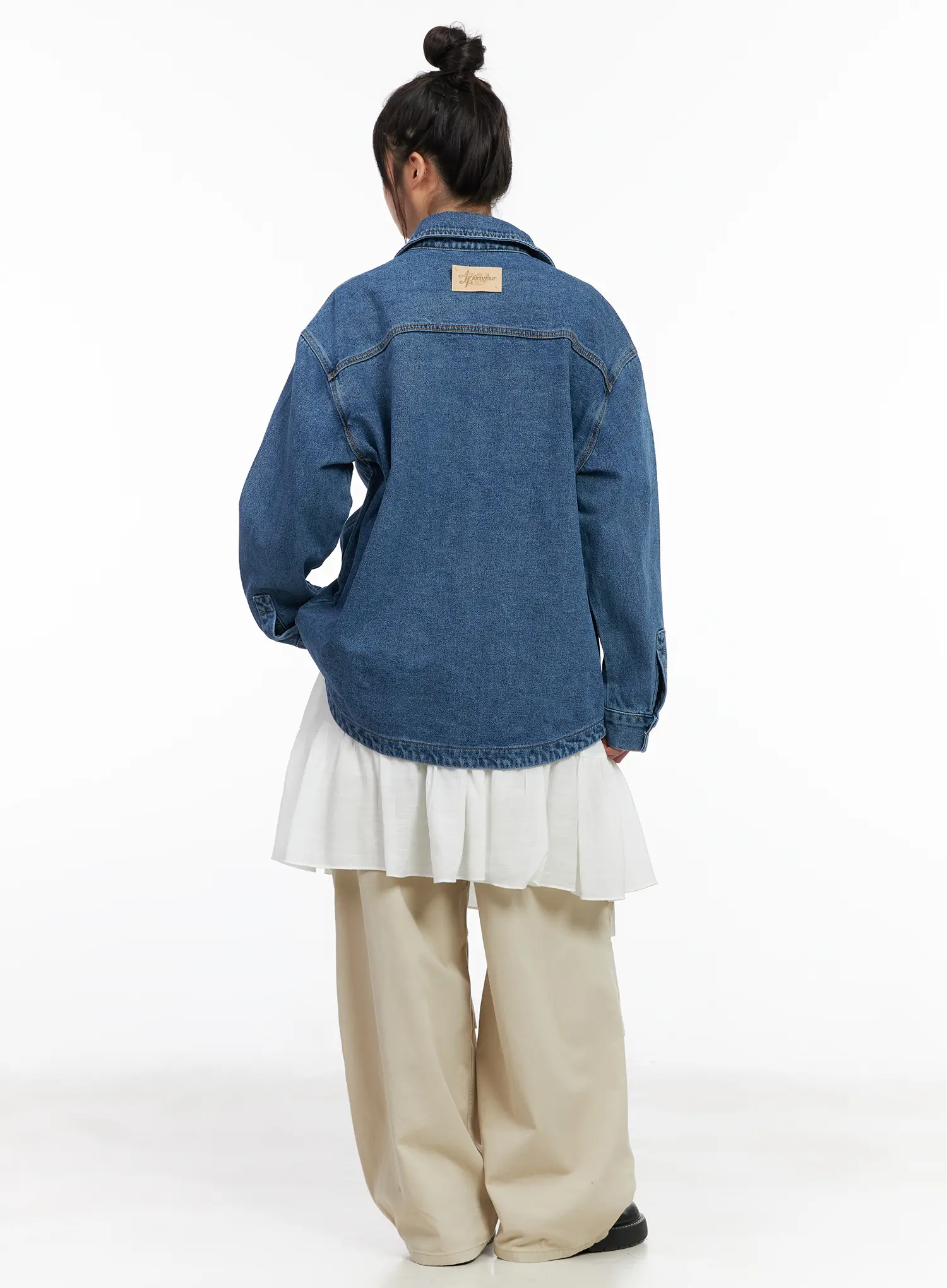 Oversized Denim Buttoned Jacket CM512 - Image 4