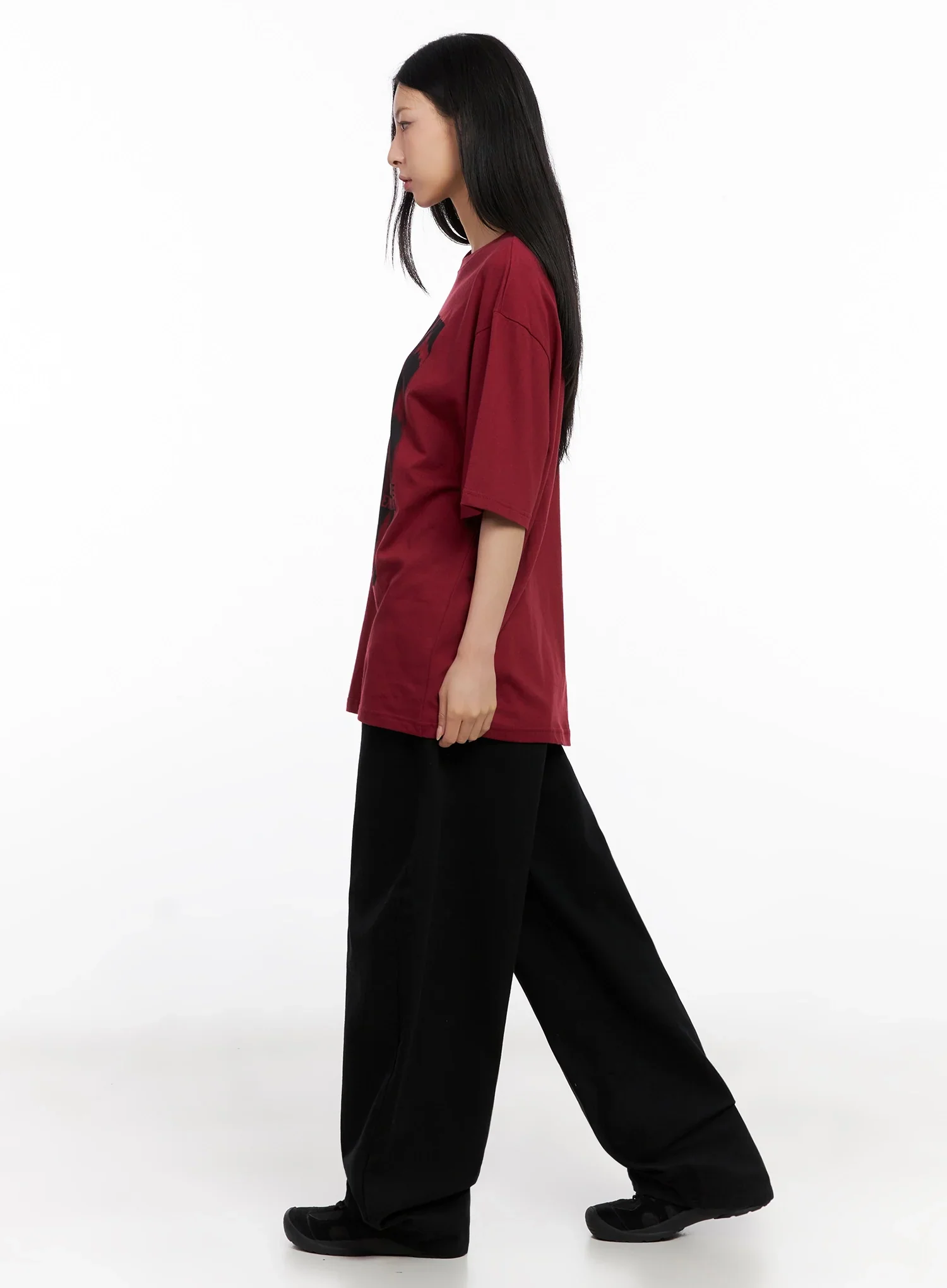 Oversized Graphic Print Tee IG508 - Image 12