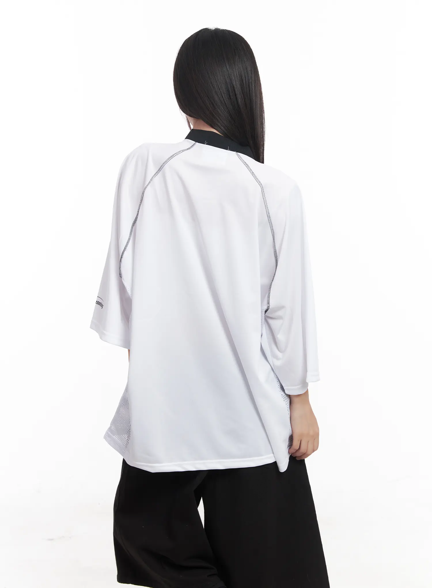 Oversized Graphic V-Neck Jersey CU517 - Image 14