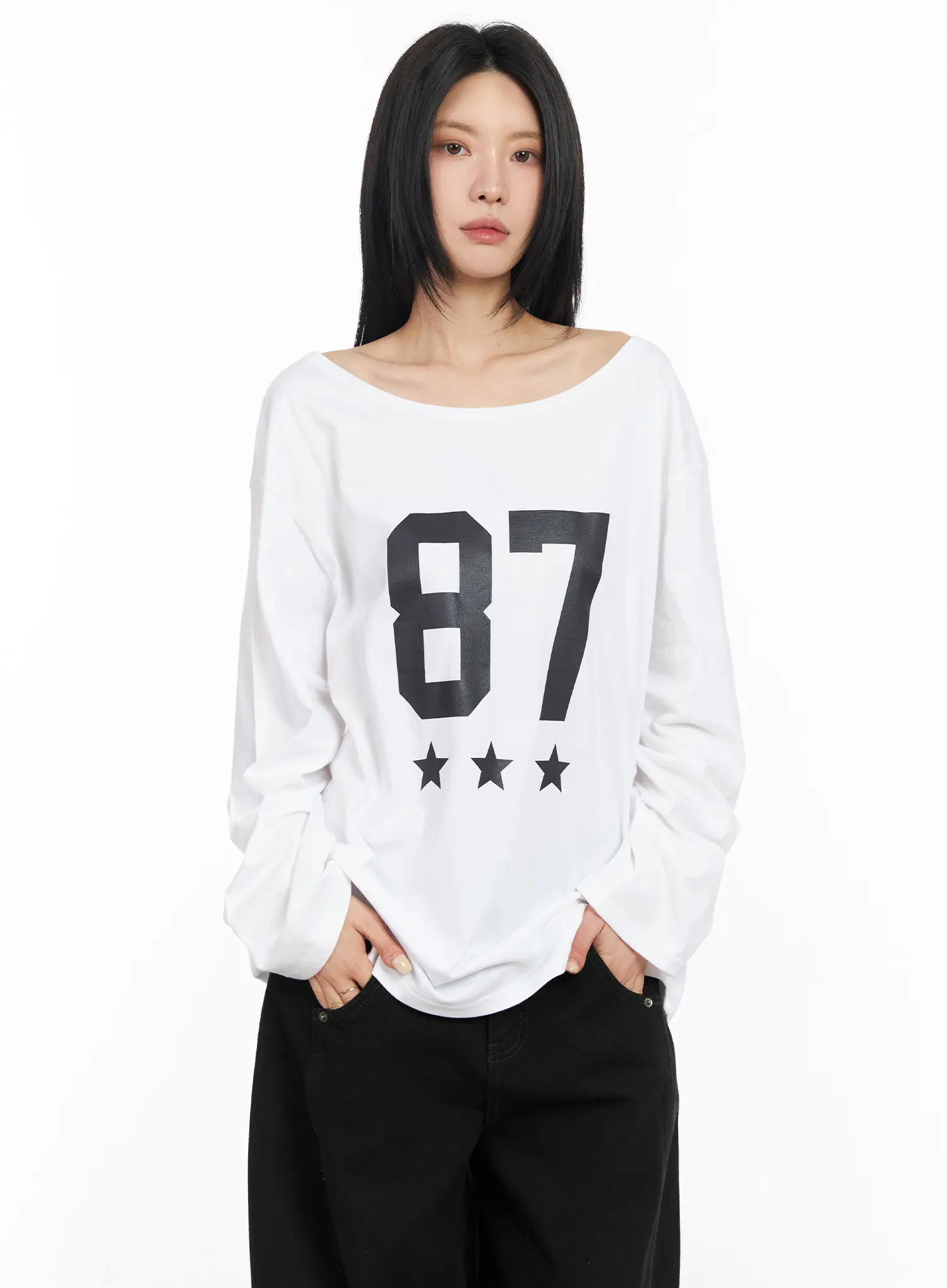 Oversized Off-Shoulder Graphic Tee CM516