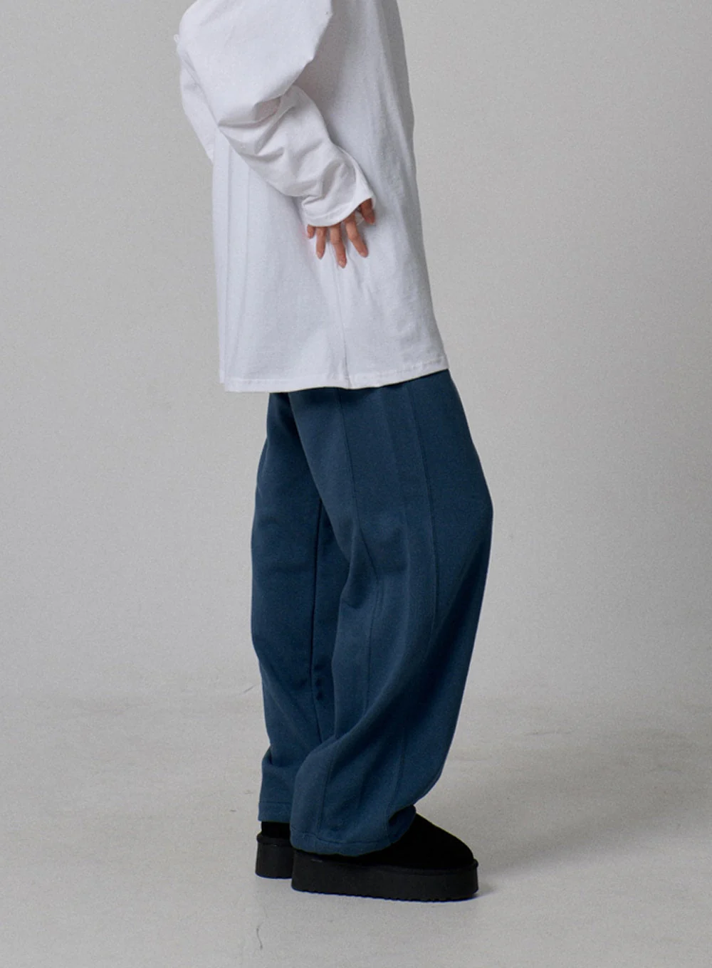 Oversized Track Pants IJ313 - Image 2