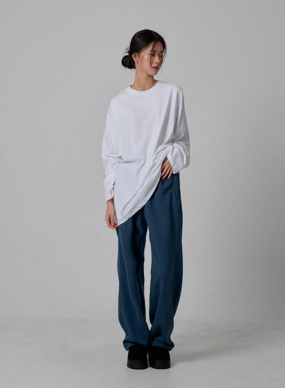 Oversized Track Pants IJ313 - Image 6