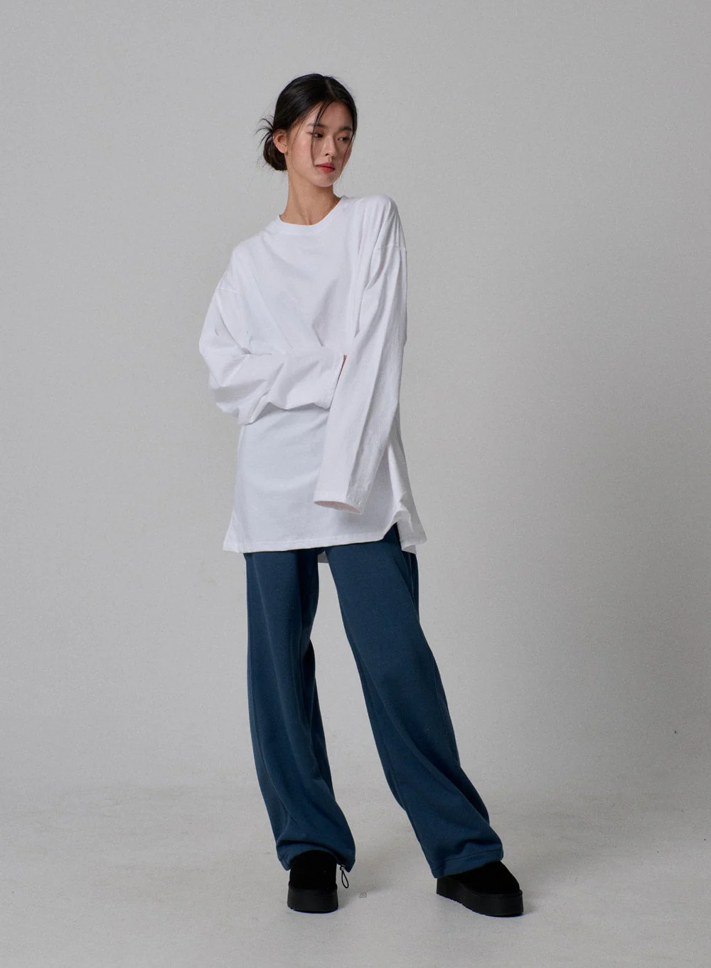 Oversized Track Pants IJ313 - Image 7