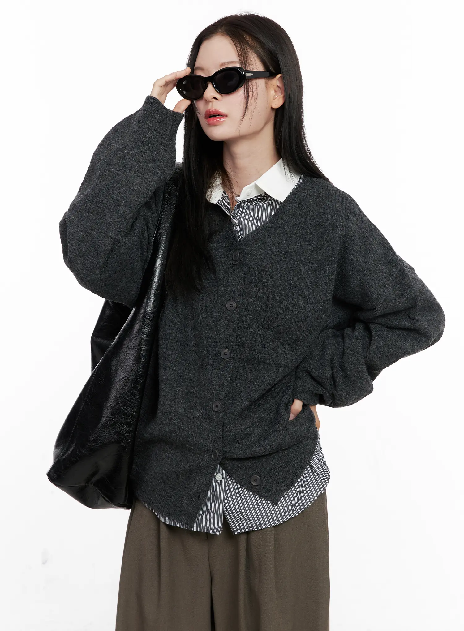 Oversized V-Neck Cardigan CN504