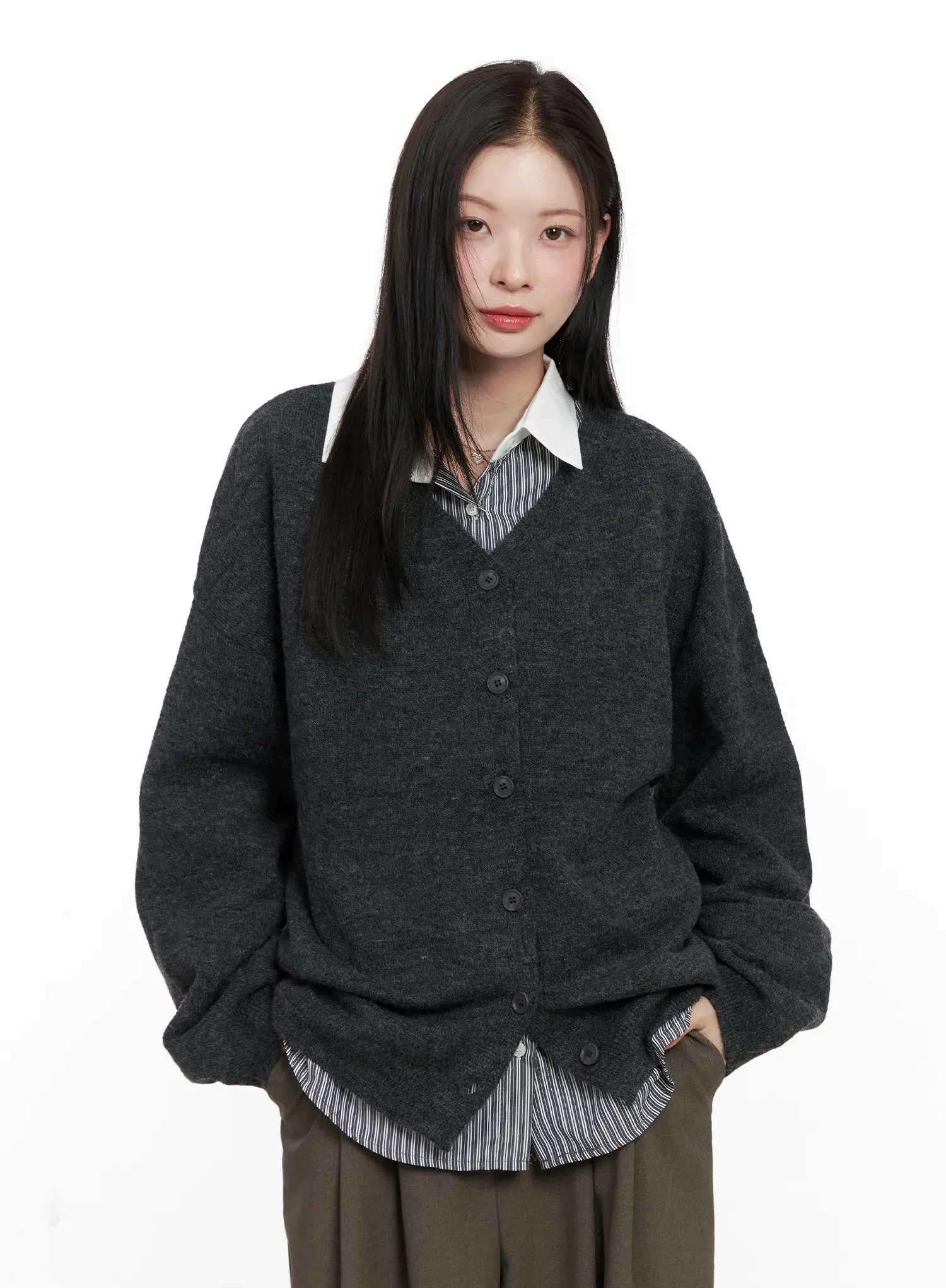 Oversized V-Neck Cardigan CN504 - Image 2