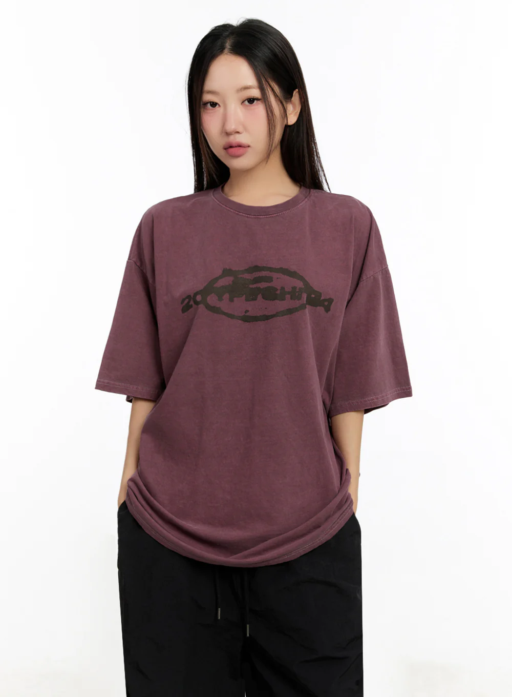 Oversized Washed Graphic Tee IU509 - Image 9