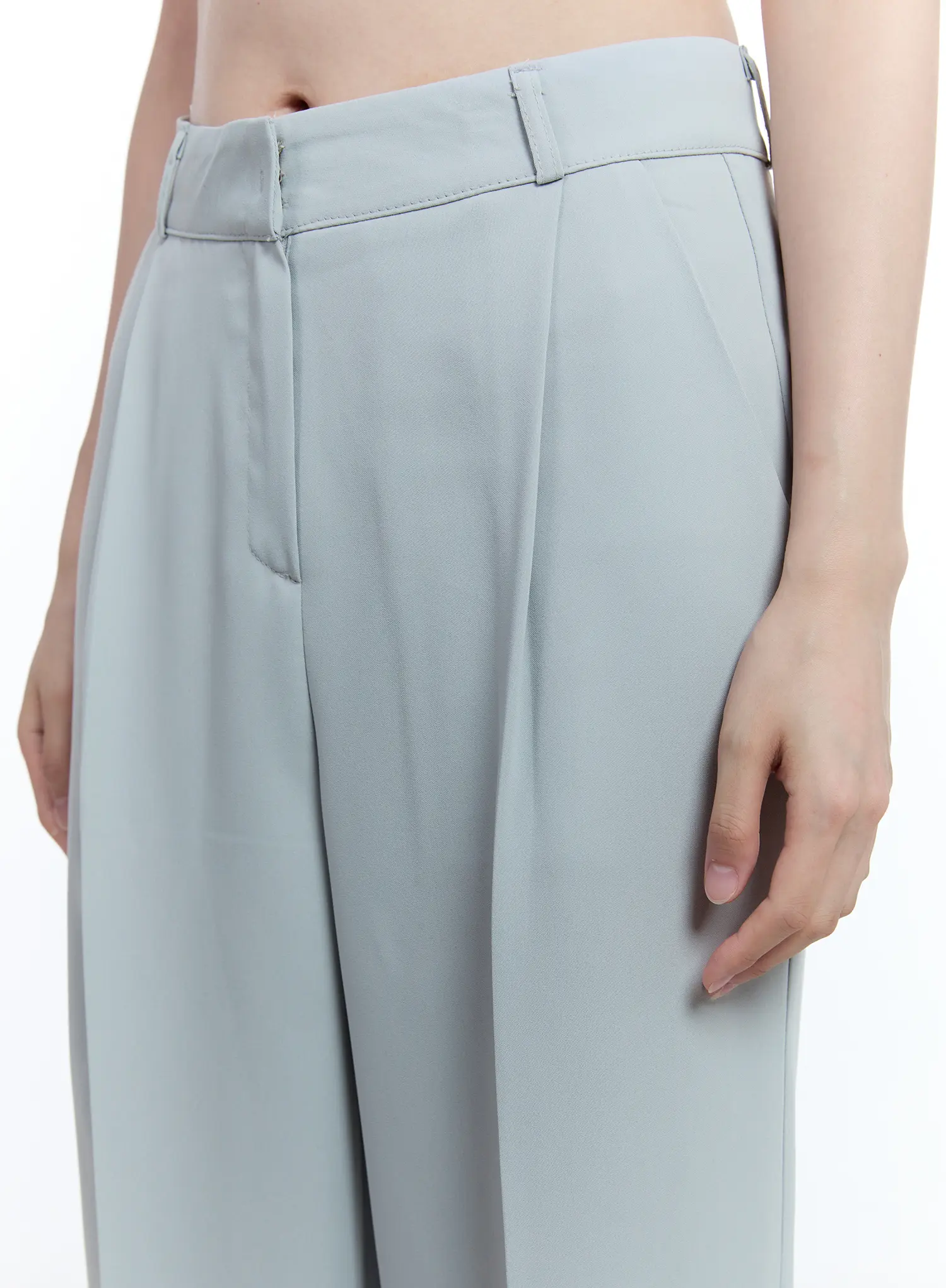 Pintuck Wide-Fit Pants CU513 - Image 6