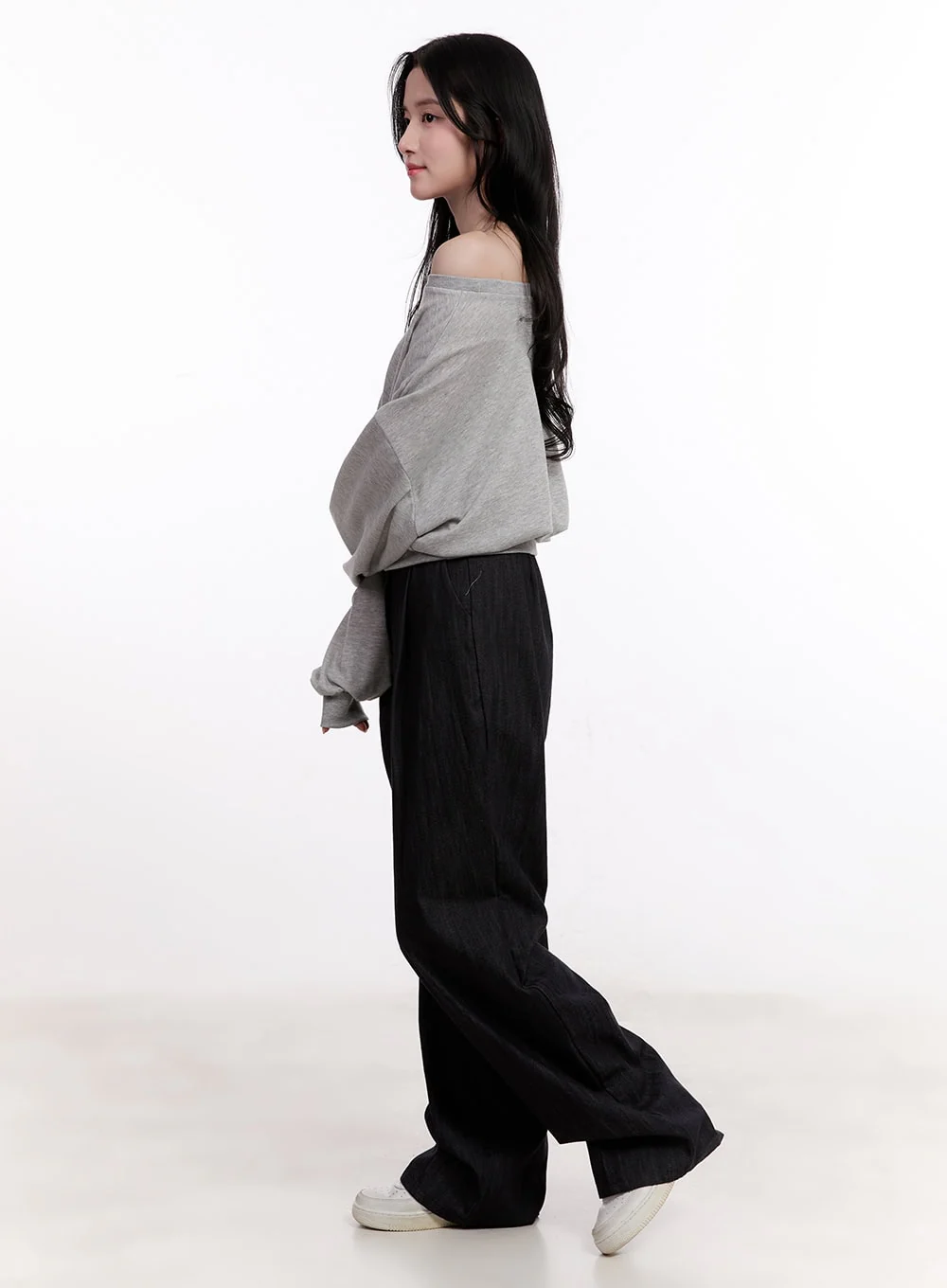 Pintuck Wide-Leg Denim Pants CM527 - Image 4