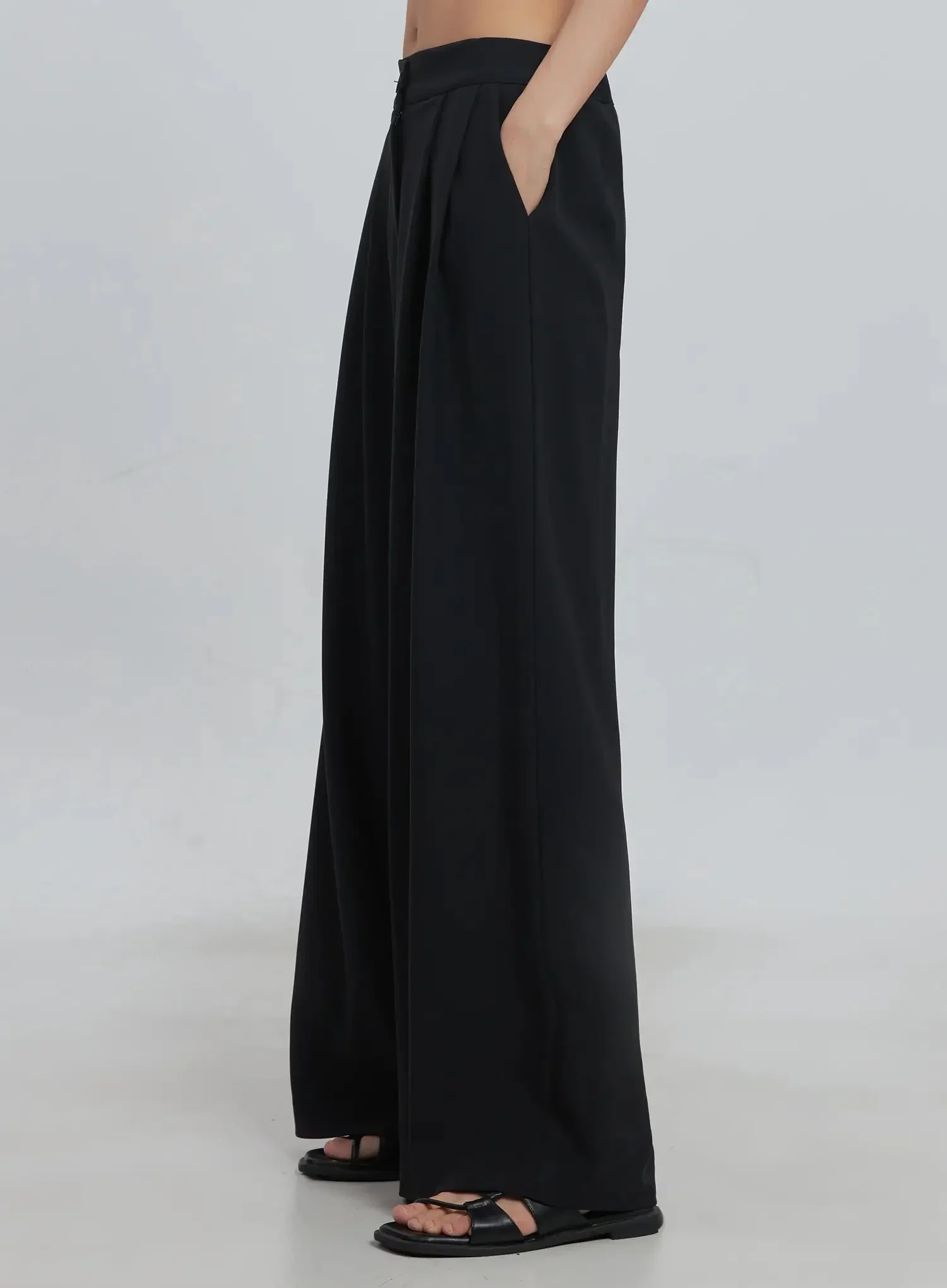 Pintuck Wide-Leg Pants IU512 - Image 11