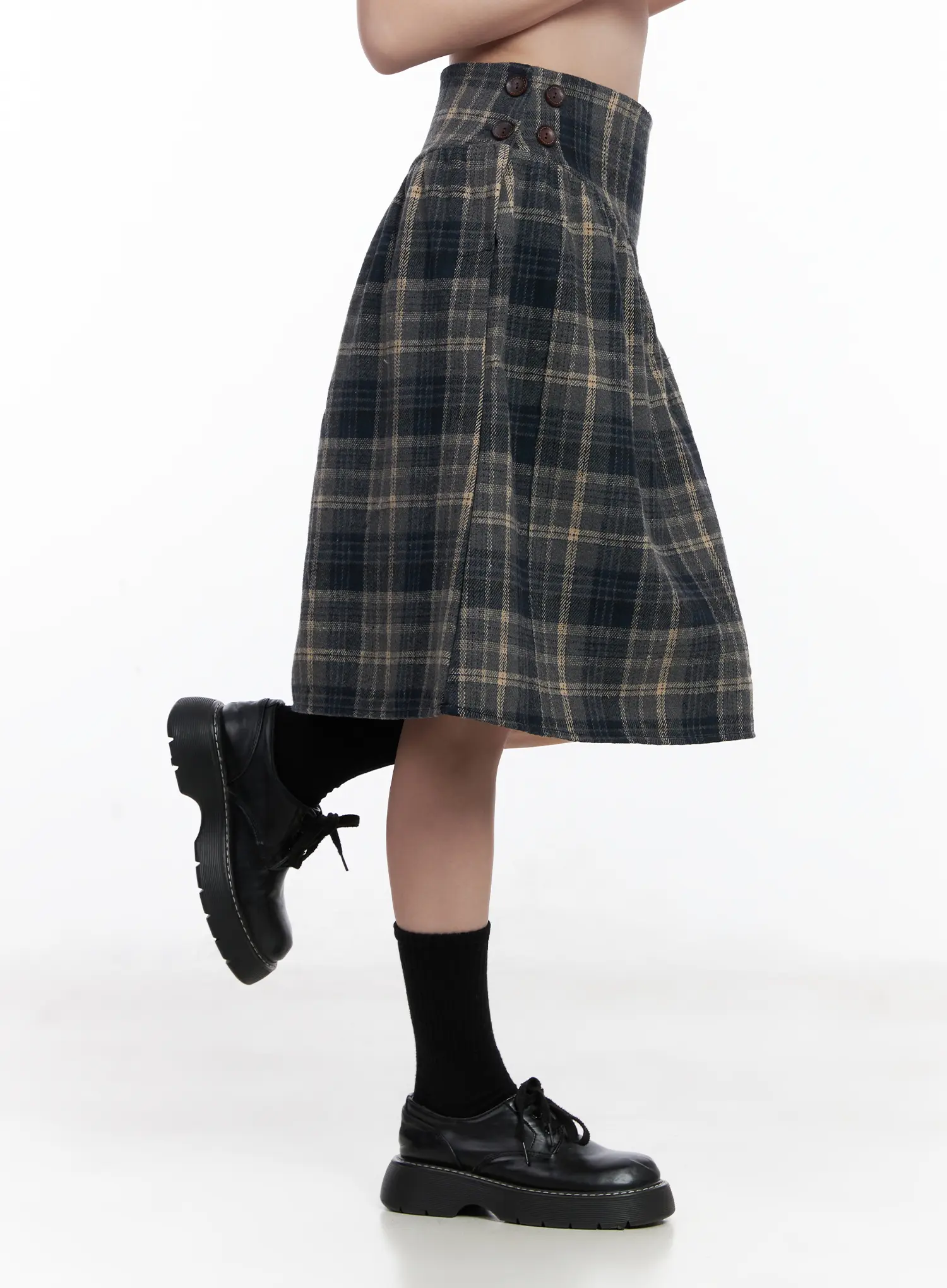 Plaid Button Detail Flare Midi Skirt CJ520 - Image 4