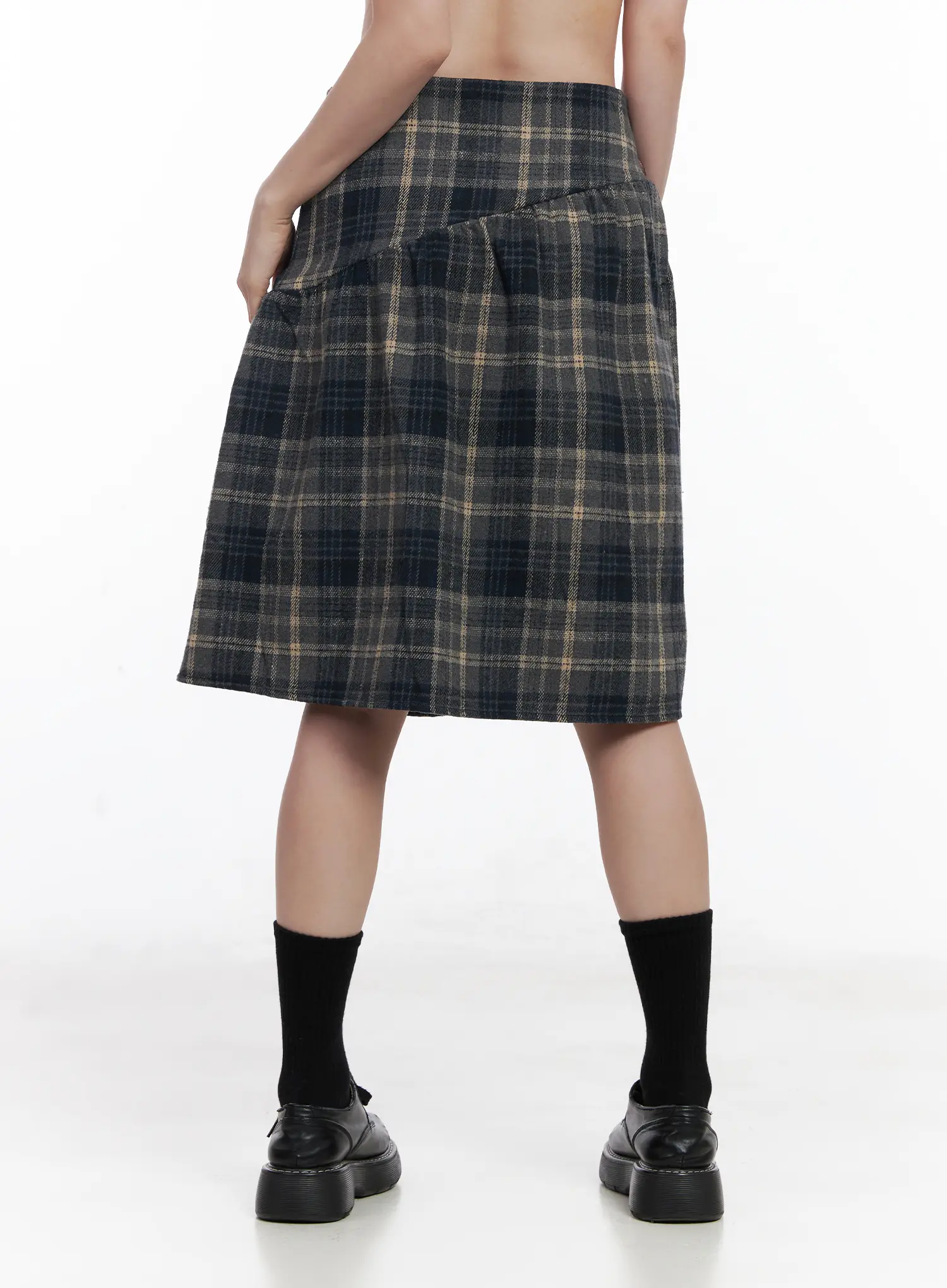 Plaid Button Detail Flare Midi Skirt CJ520 - Image 5
