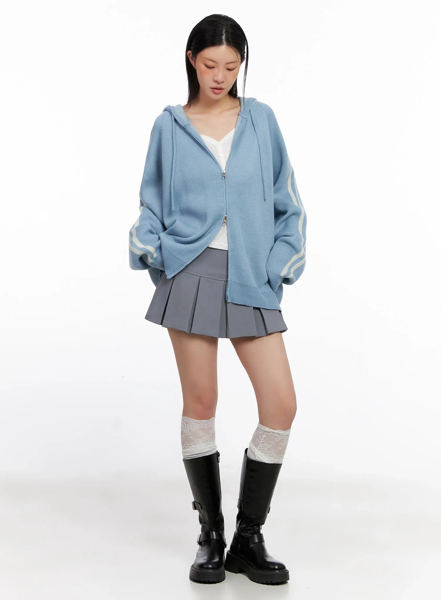 Pleated Low-Rise Mini Skirt IS515 - Image 9