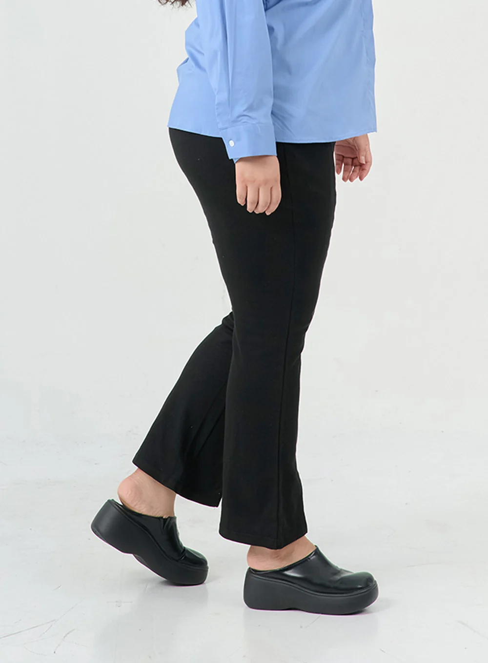Plus Cotton Bending Bootcut Pants IS05 - Image 2