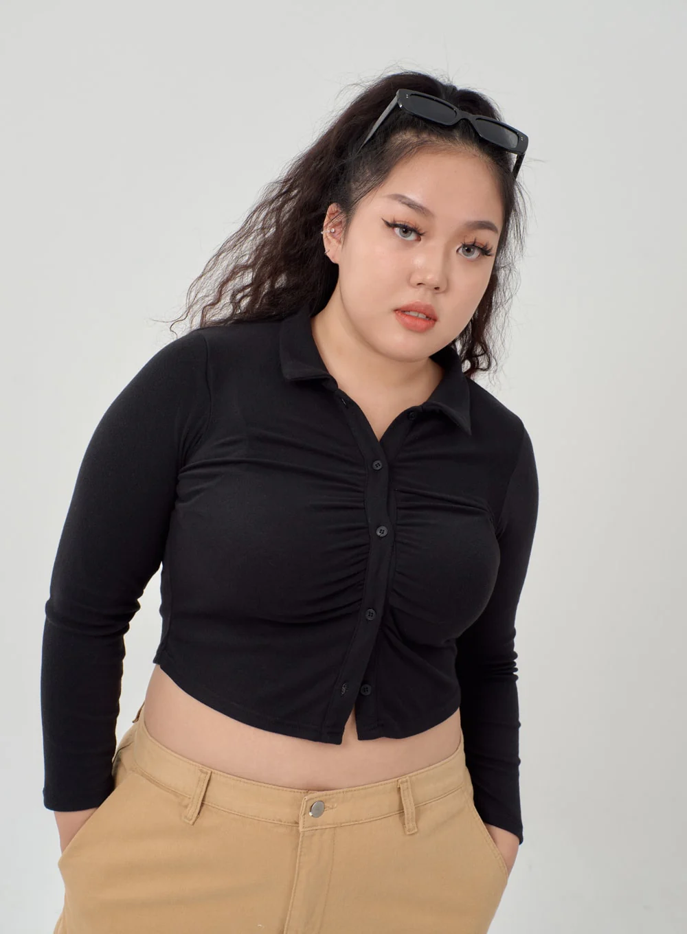 Plus Ruffle Bust Button Cropped Top ID20 - Image 15