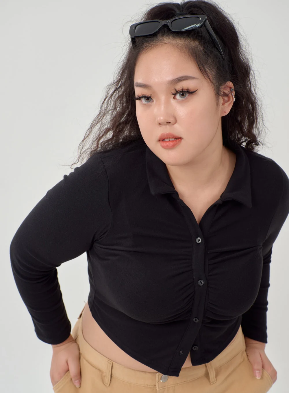 Plus Ruffle Bust Button Cropped Top ID20 - Image 16
