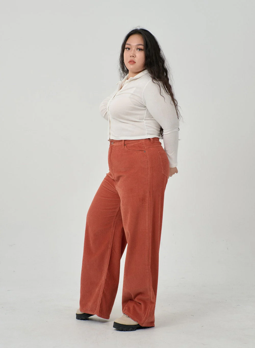 Plus Ruffle Bust Button Cropped Top ID20 - Image 9