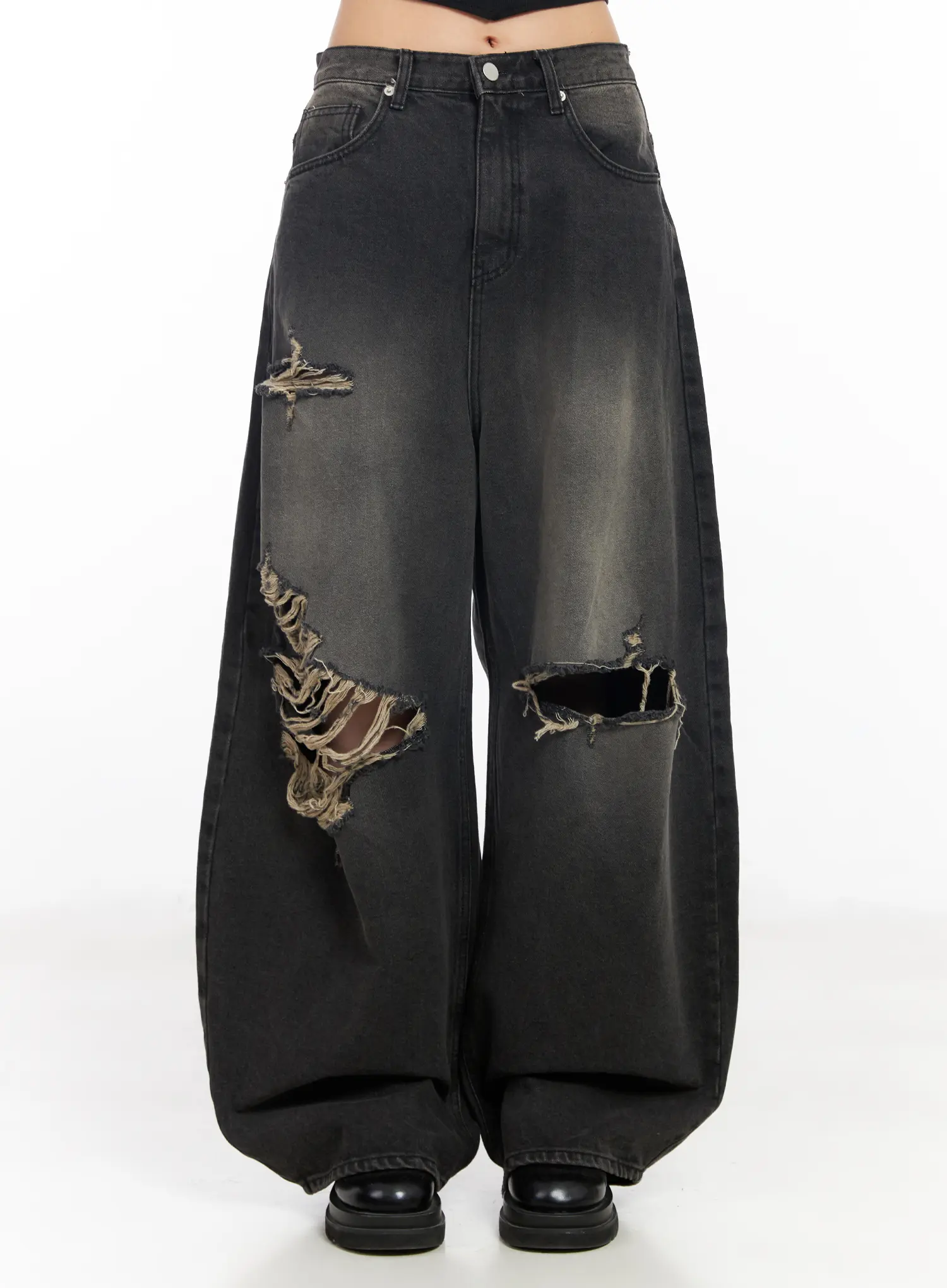 Quincy Distressed Baggy Jeans CF527