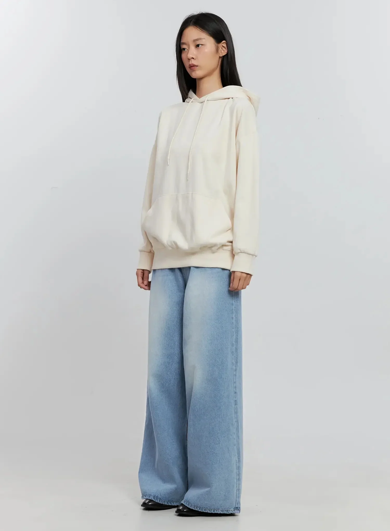 Ramos Washed Wide-Leg Jeans IS516 - Image 10