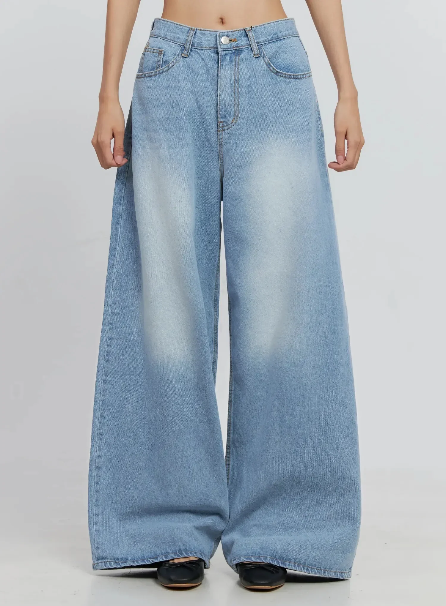 Ramos Washed Wide-Leg Jeans IS516 - Image 5