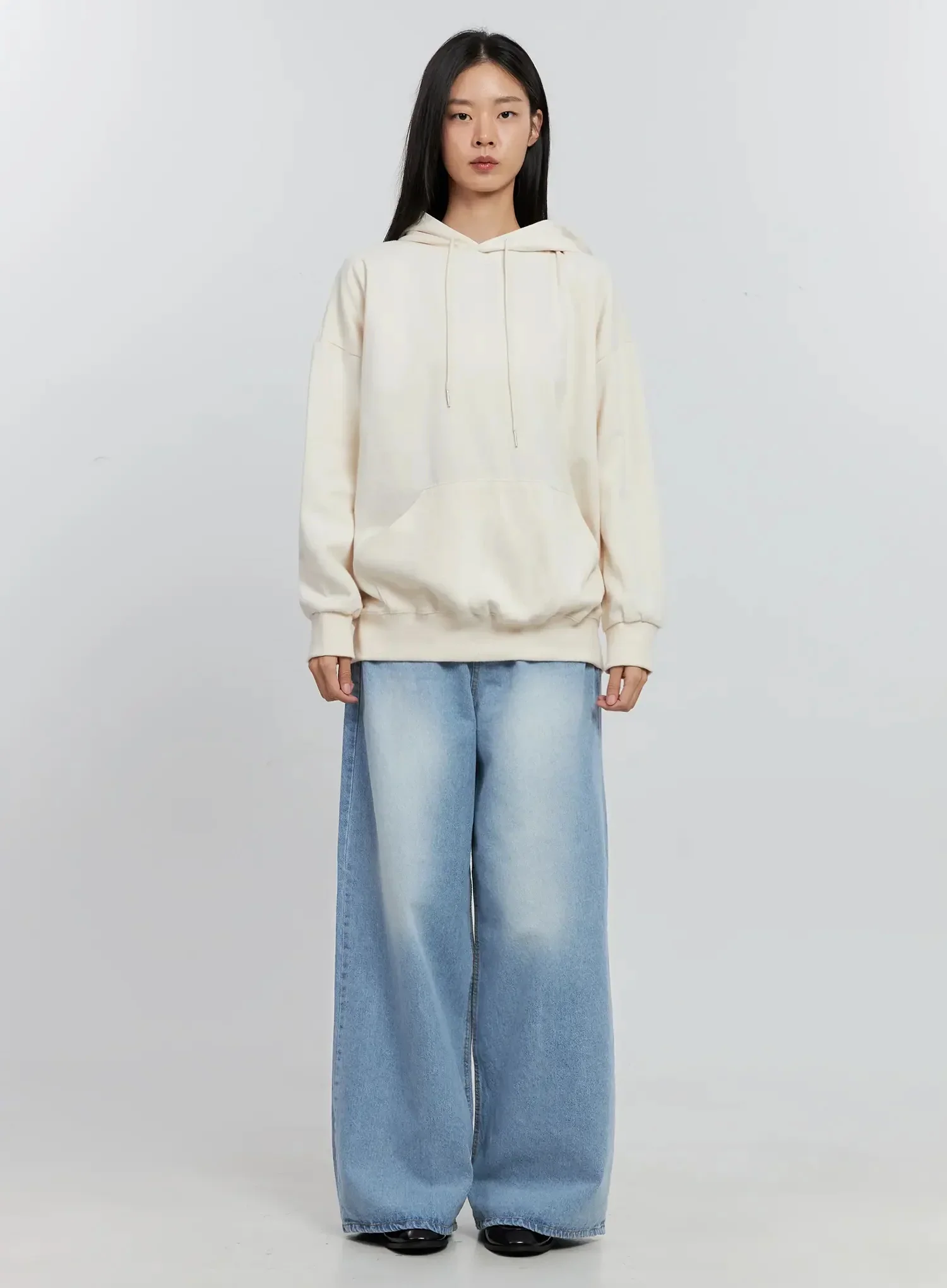 Ramos Washed Wide-Leg Jeans IS516 - Image 9