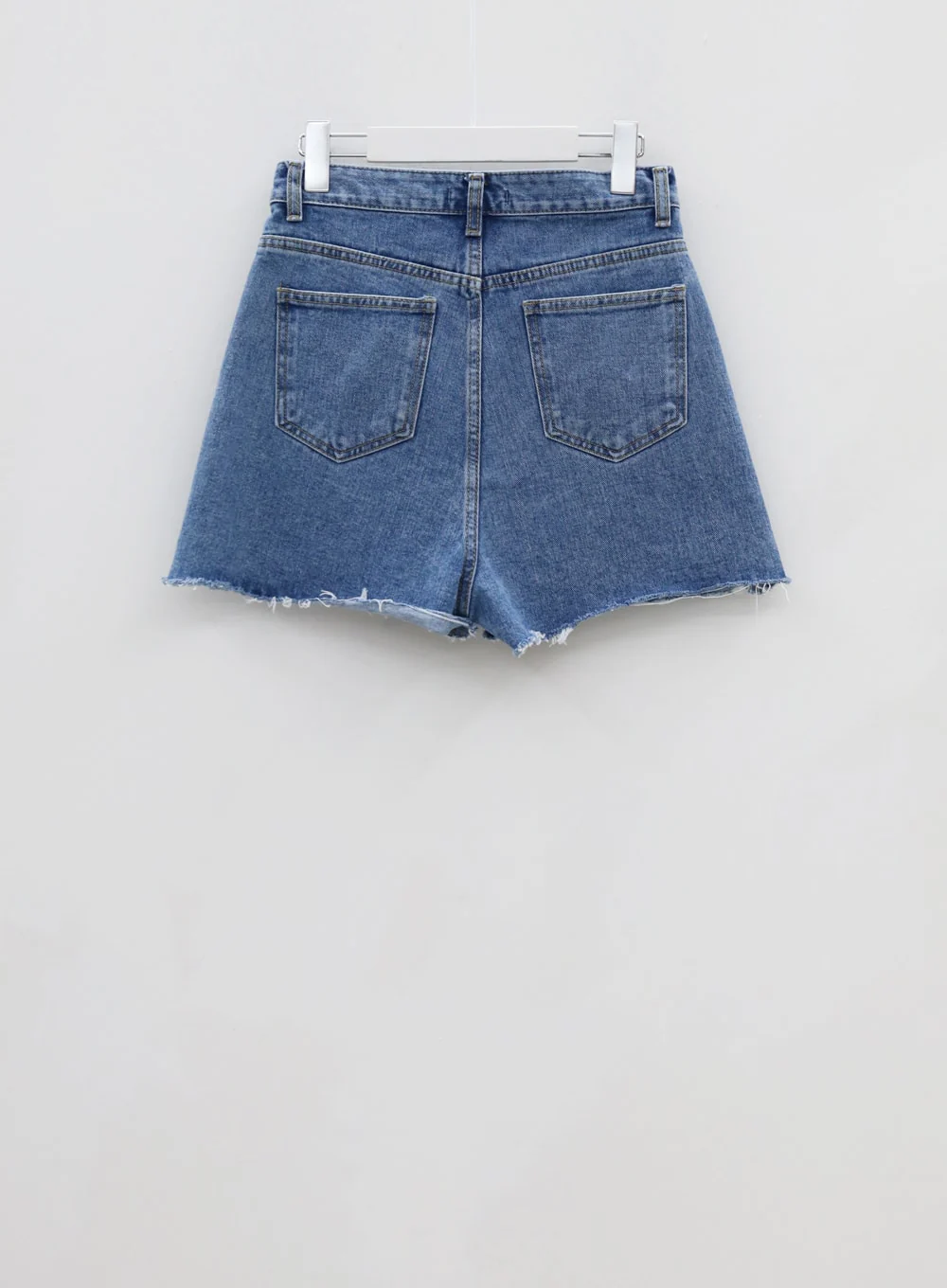 Raw Hem Denim Shorts CU5 - Image 15