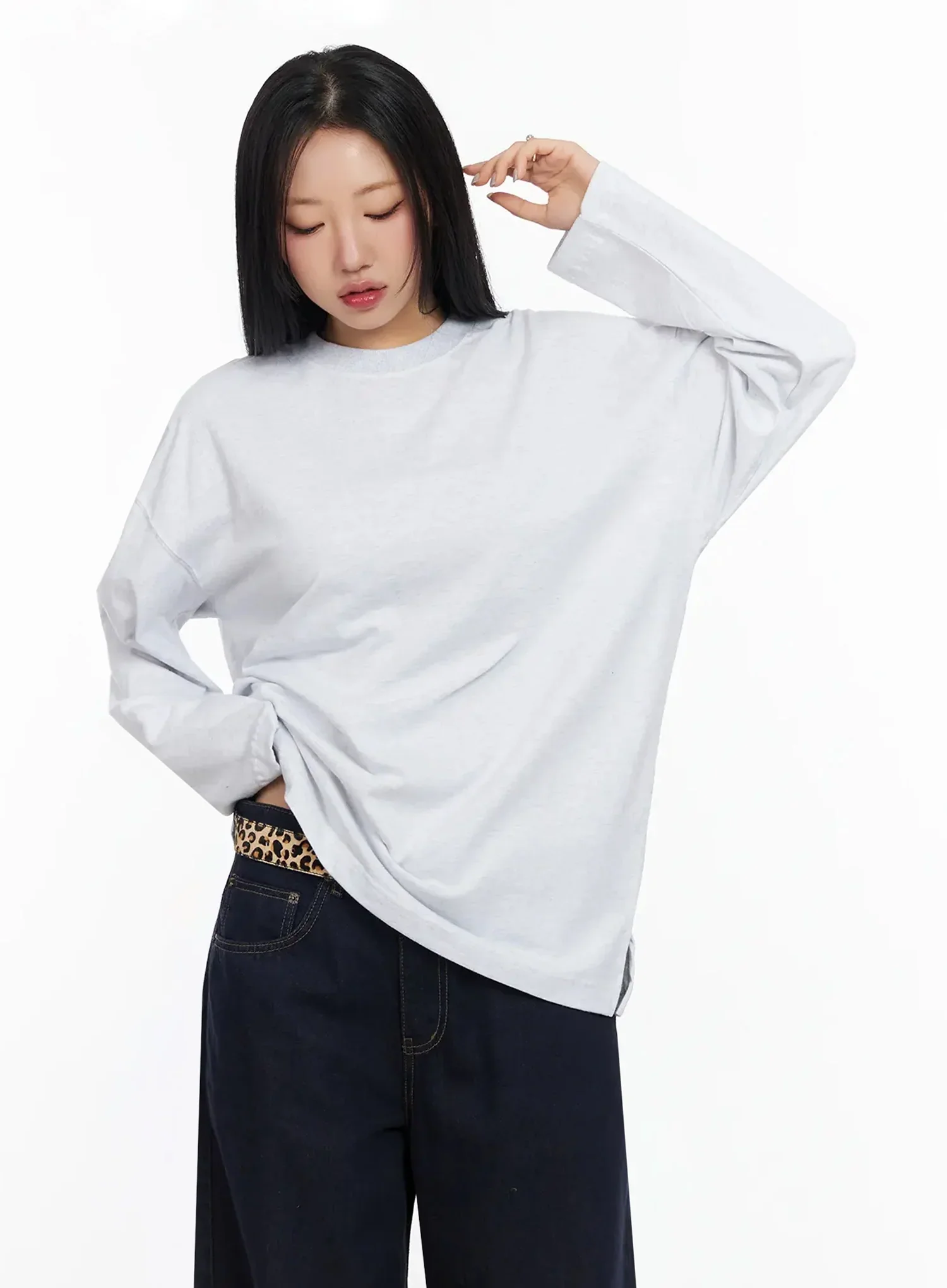 Relaxed-Fit Long Sleeve Tee IA507 - Image 2