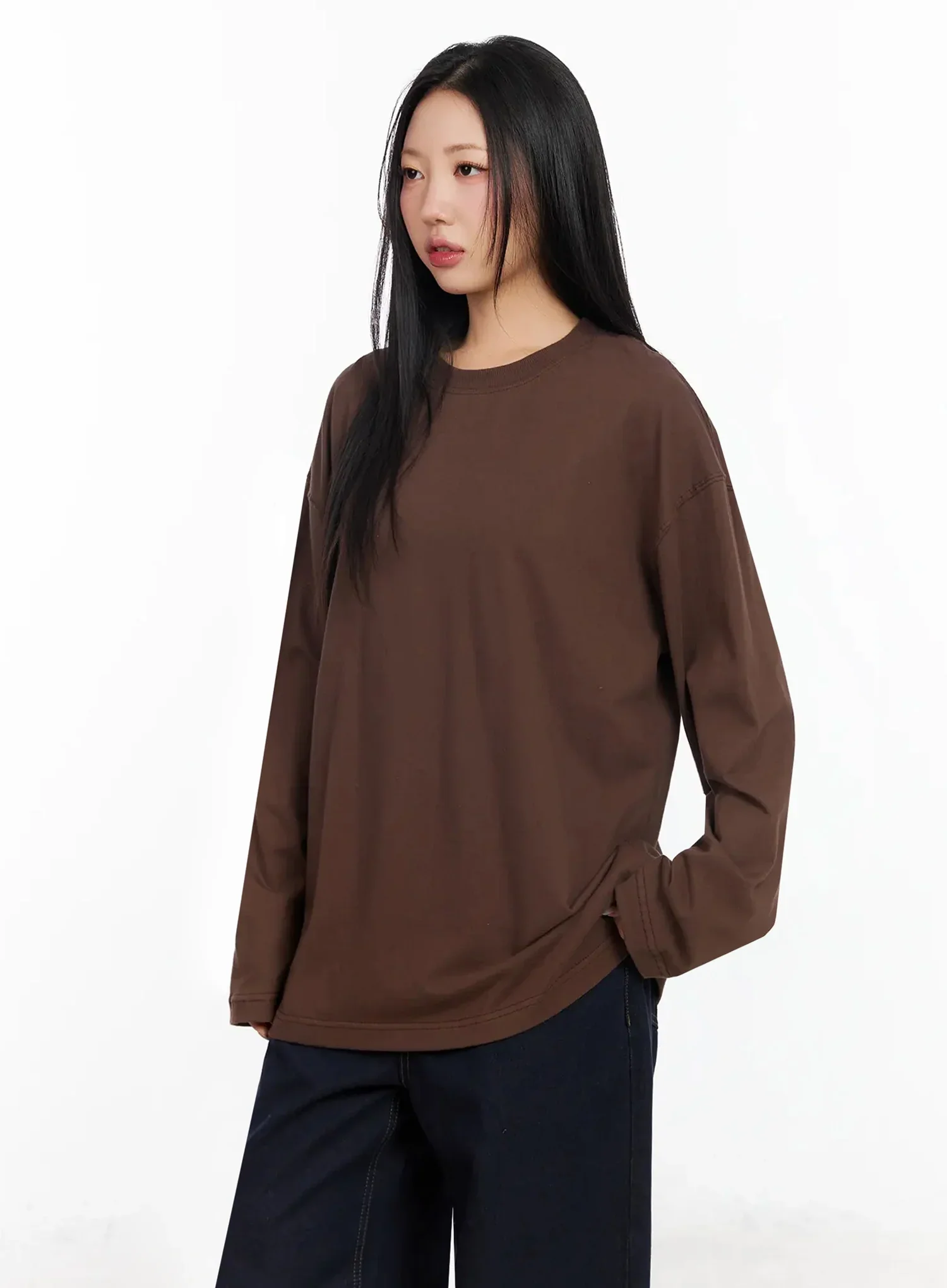 Relaxed-Fit Long Sleeve Tee IA507 - Image 8