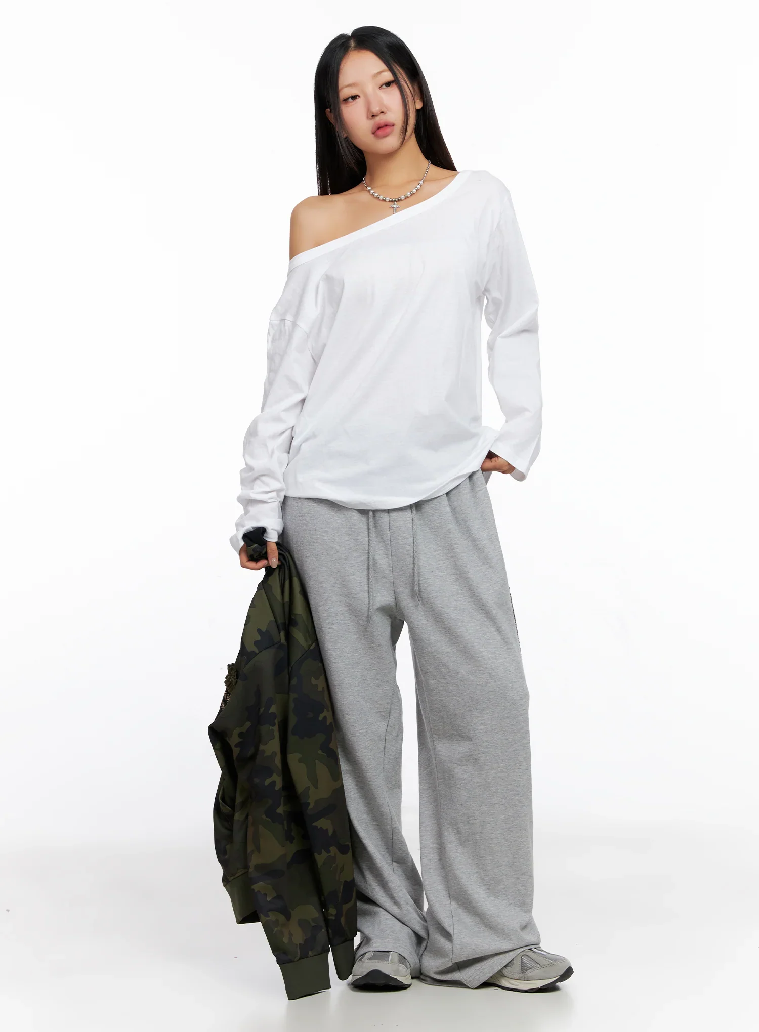 Relaxed Off-Shoulder Long Sleeve Top CO514 - Image 2