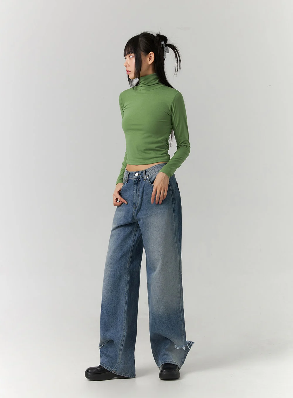 Ripped Straight Leg Jeans CD308 - Image 3