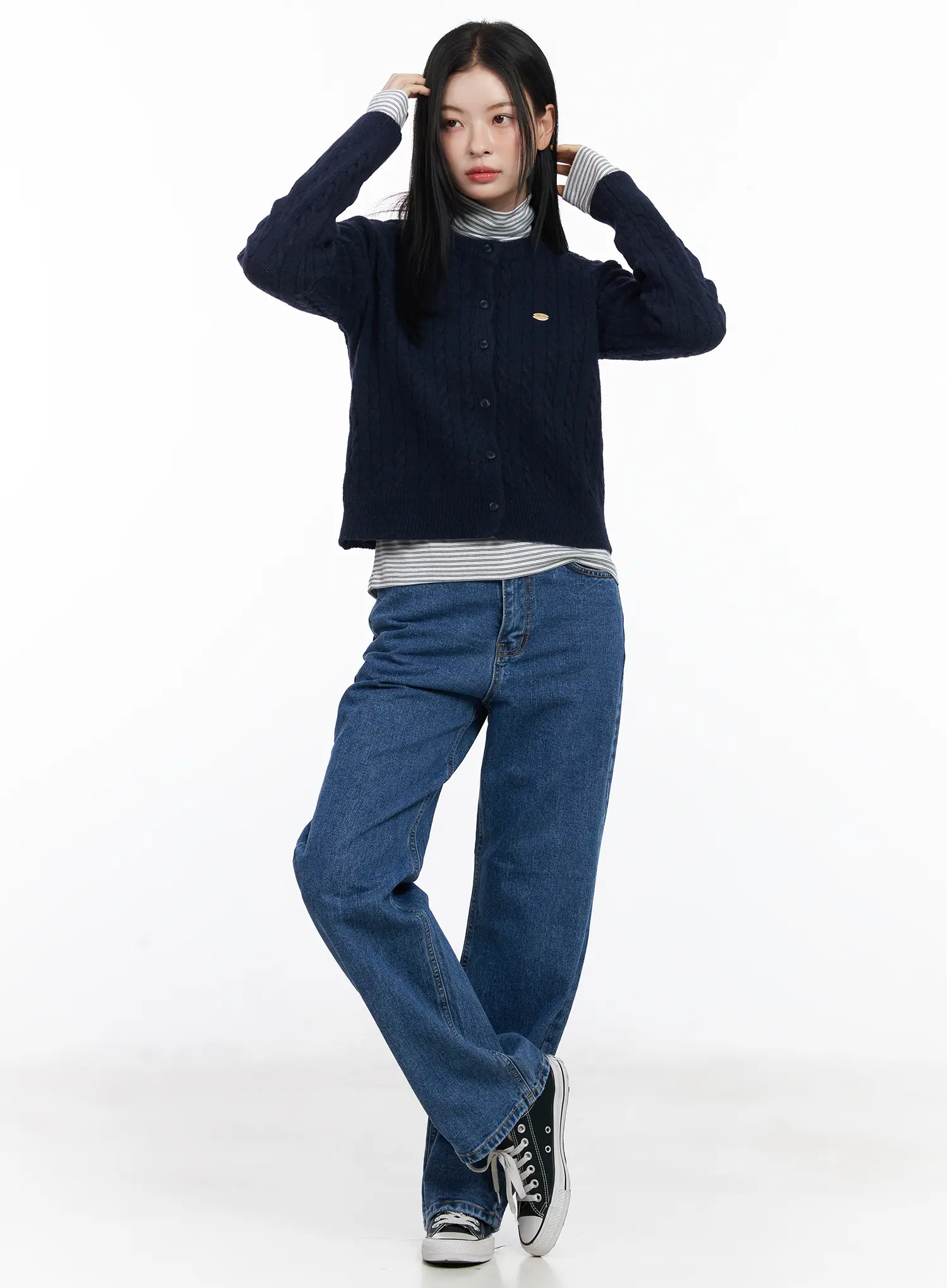 Round Neck Cable Knit Cardigan CJ519 - Image 3